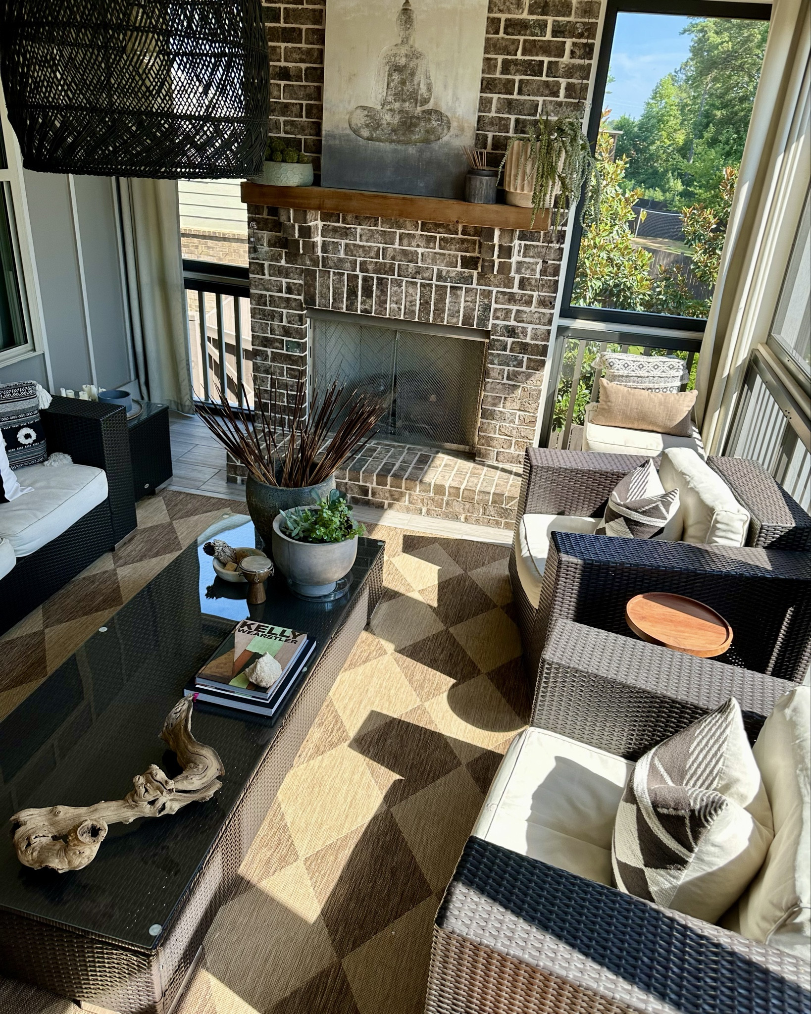 Bold & neutral indoor/outdoor rug

#LTKHome