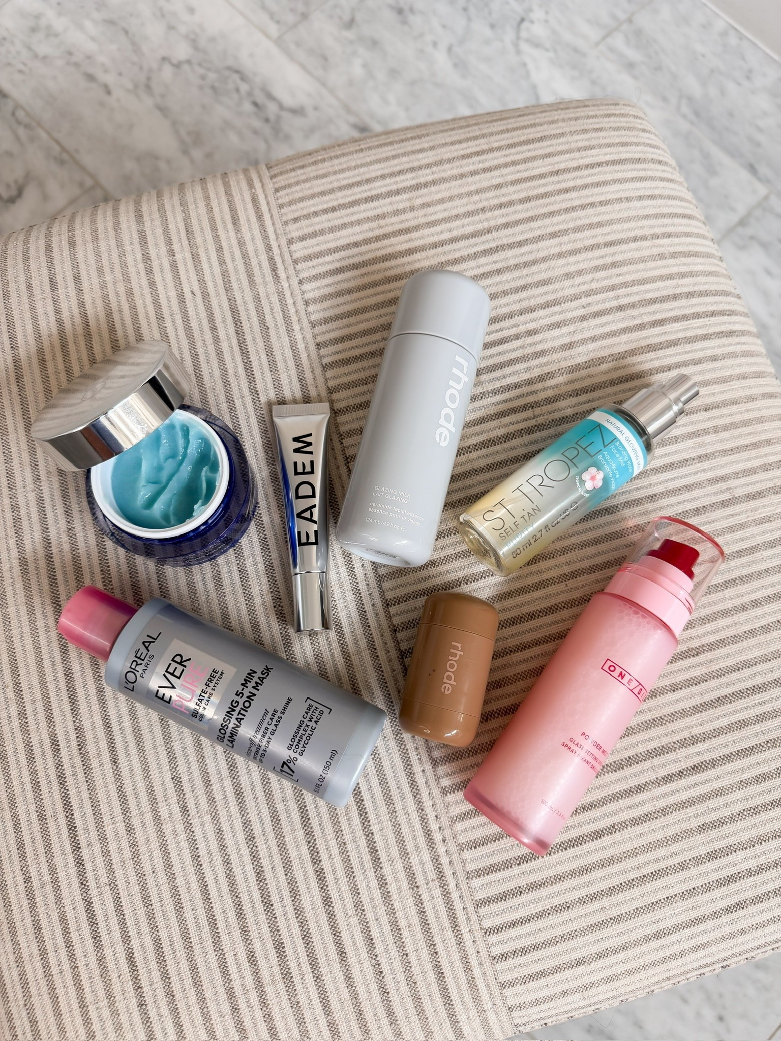 A few beauty staples I keep in rotation when I want skin to look hydrated, bronzed and refreshed. From self tan and body care to skincare prep and a quick bronzing mist, these are the products I actually reach for instead of letting them sit in a drawer.

beauty favorites, skincare routine, self tanner, bronzing mist, hydrating skincare, body care, glowing skin, Rhode skincare, L’Oreal beauty, beauty over 40, everyday beauty routine, HauteandHumid