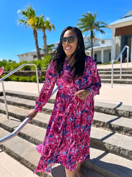 #walmartpartner Ladies, when I tell y'all I am in love with this dress from @walmart! 😍 It's lightweight, flowy, and perfect for spring into summer. @walmartfashion They have so many colors and styles — I'm definitely going back for more. These are selling fast, so grab yours now! I’ll link them below! 🌸💖 #WalmartFashion #WalmartFinds #Walmart
