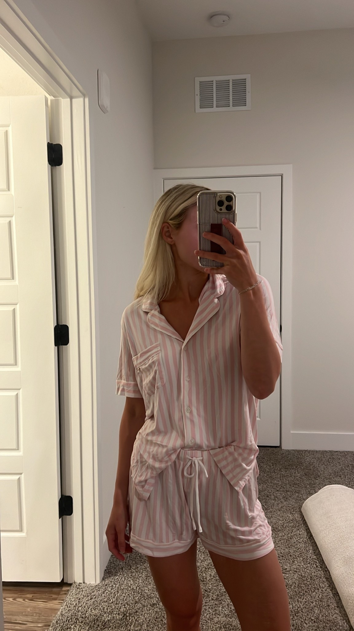 My favorite pajamas from VS💗
- wearing XS

Pajamas, pj set, soft pjs, Victoria secret, sleepwear, gifts for her, cute pjs

#LTKPetite #LTKStyleTip #LTKFindsUnder100