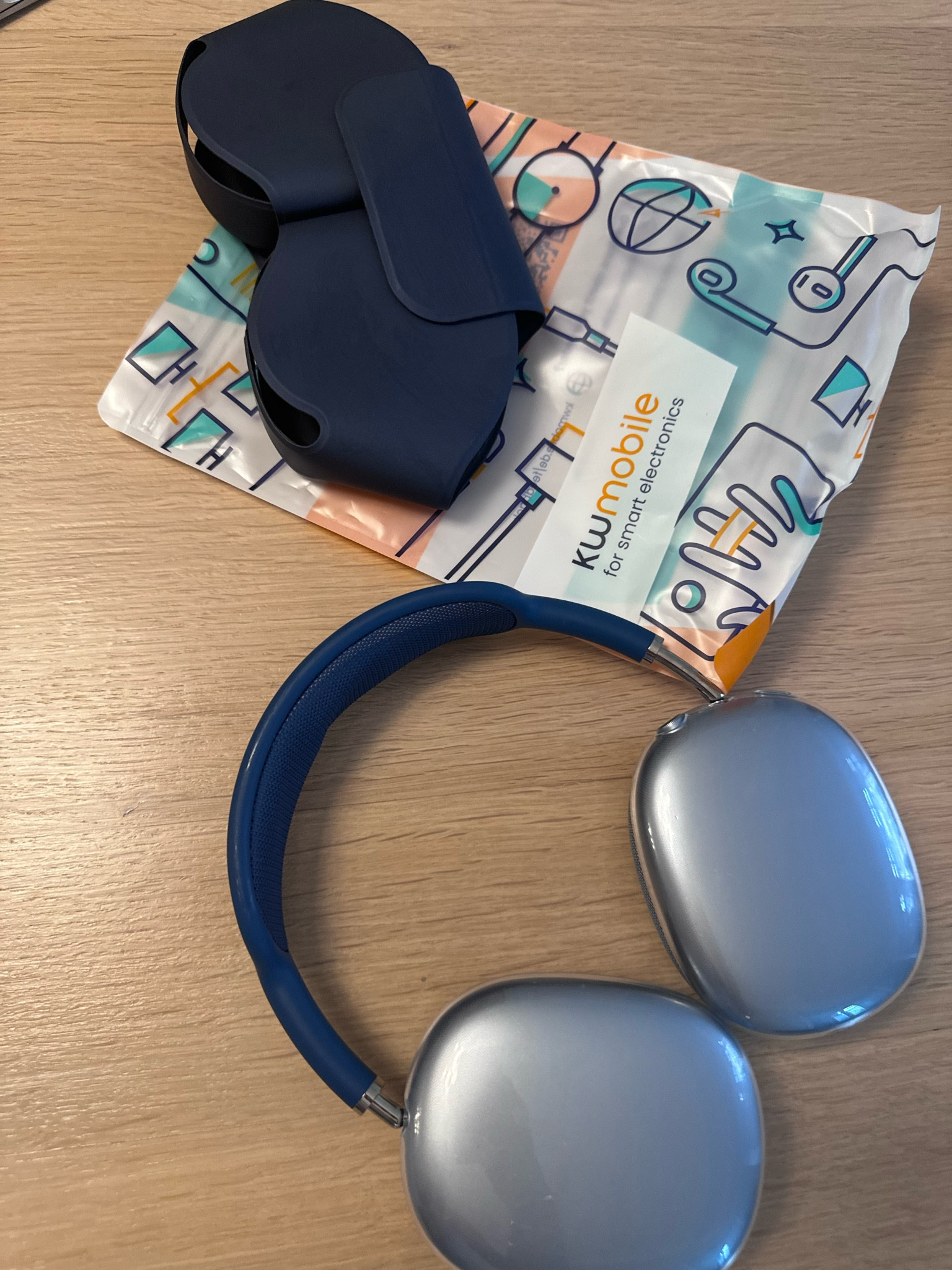 AirPod Max case 

#LTKTravel