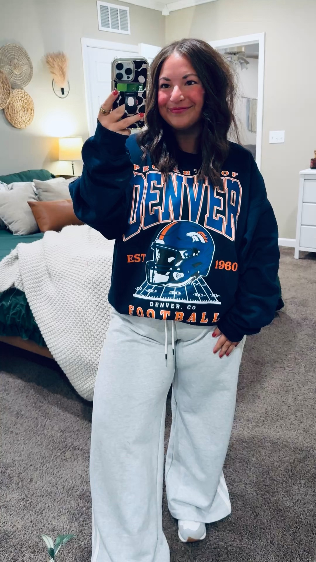 Y’all know I’m a Chiefs girl ❤️💛 but when your dad is a die-hard Broncos fan, you borrow the crewneck 🧡🏈 Cozy, comfy, and still cute.

sneakers: wearing kids size, but linking women’s below!
pants: fit oversized // sized down to a medium
crewneck: fits true to size // wearing an XL 

 

#LTKootd #LTKSeasonal #LTKOver40