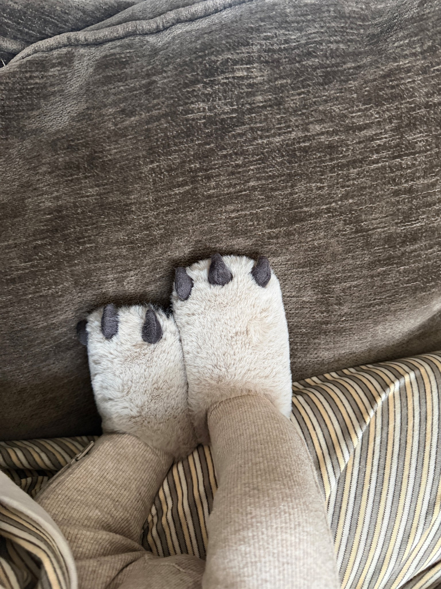 Baby slippers 