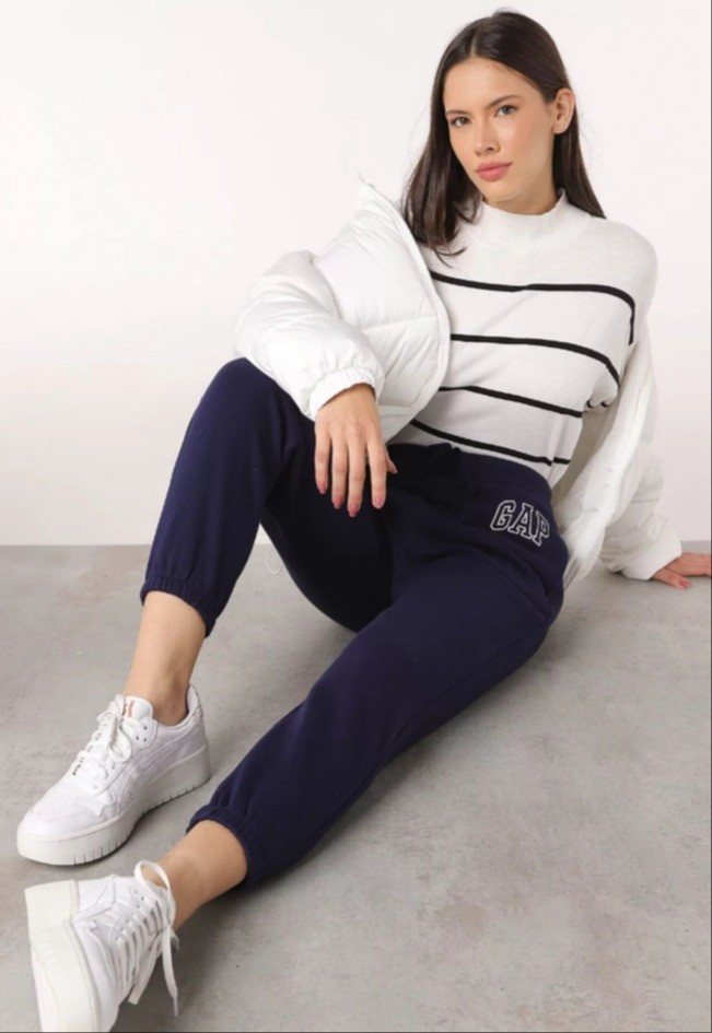 Calça Moletom Gap Jogger Logo Bordado Azul Marinho.

#LTKbrasil
