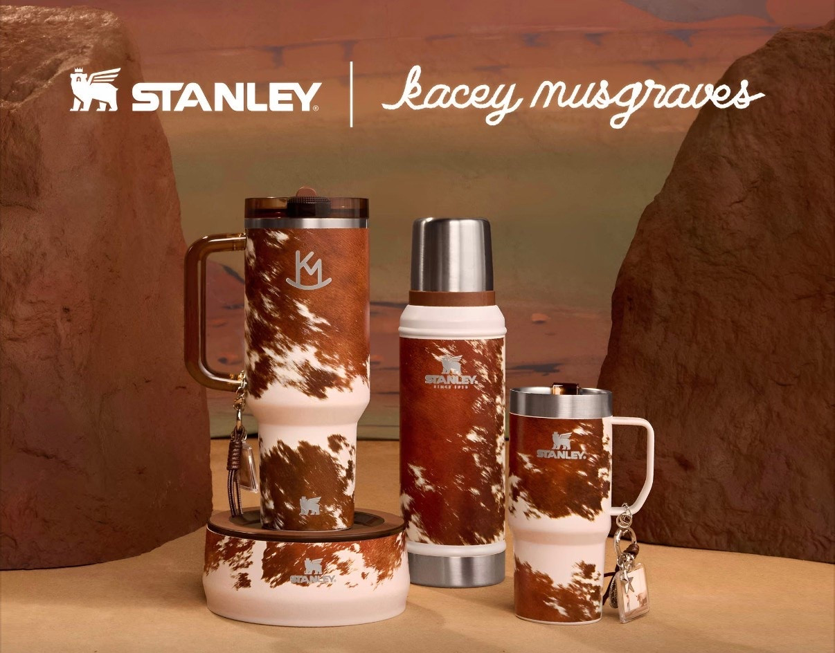 Trending
New collab
Stanley bottle

#LTKsummer