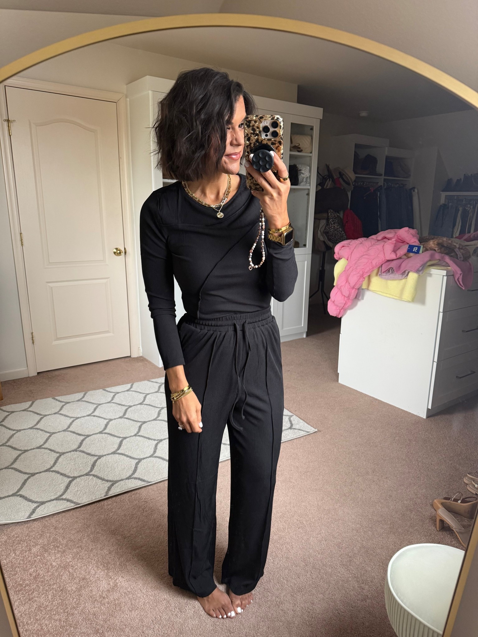 Size small in set

#LTKSeasonal #LTKFindsUnder100