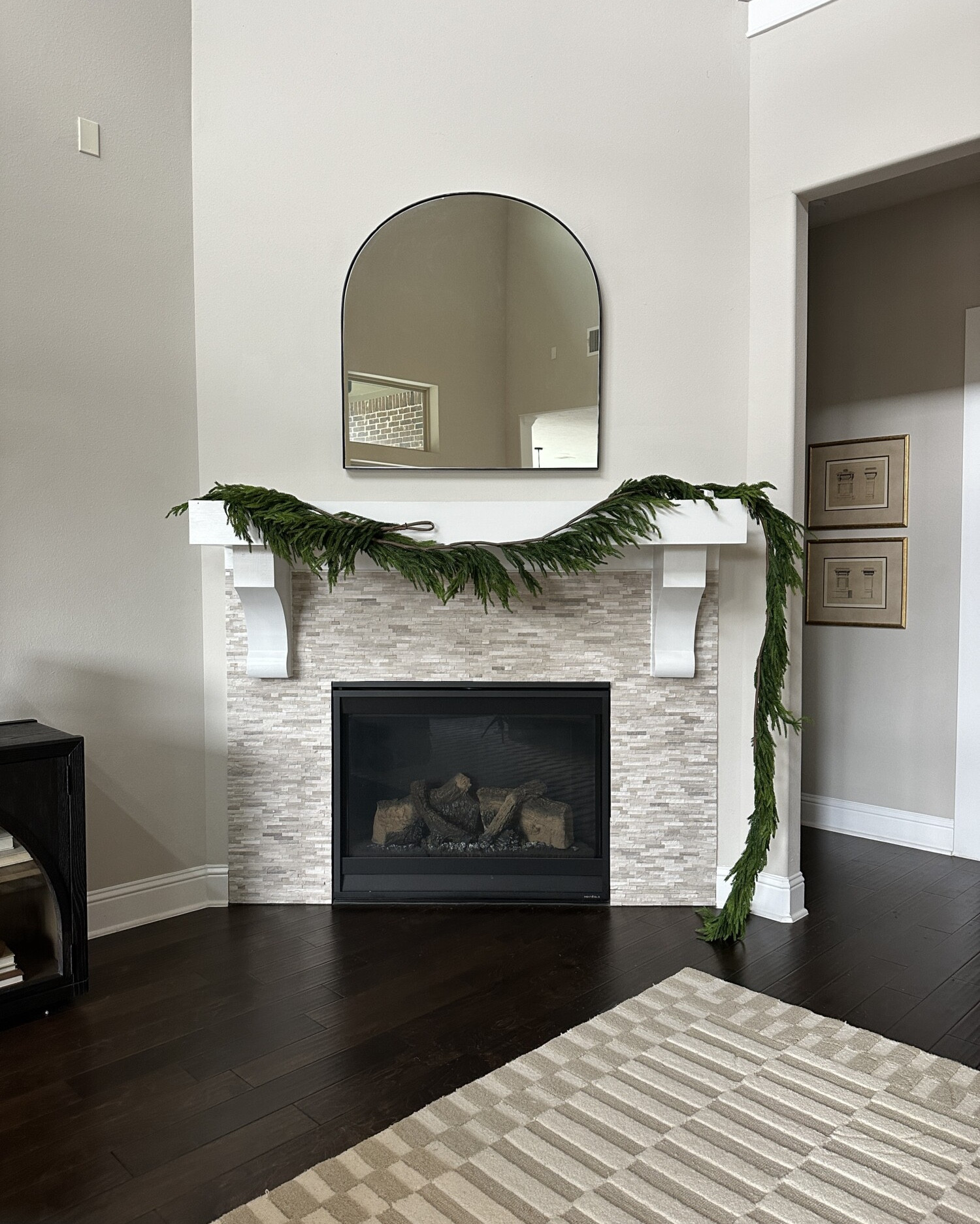 A guide to styling your mantel to have an earthy, organic holiday vibe! Here are steps 1-4!

#LTKHome #LTKHoliday #LTKSeasonal