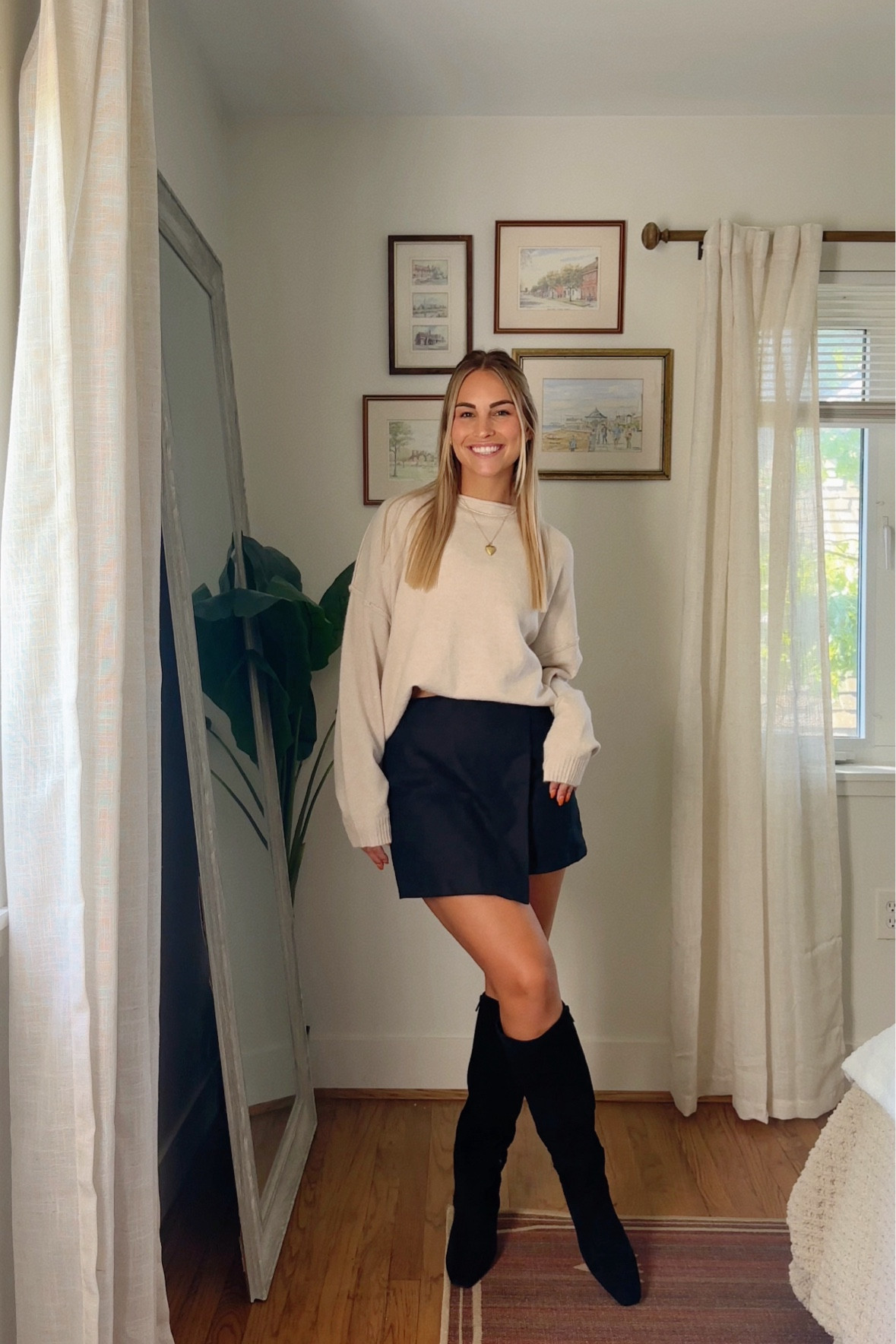 This is the softest sweater EVERR! All their stuff is incredible. 

#LTKStyleTip #LTKSeasonal