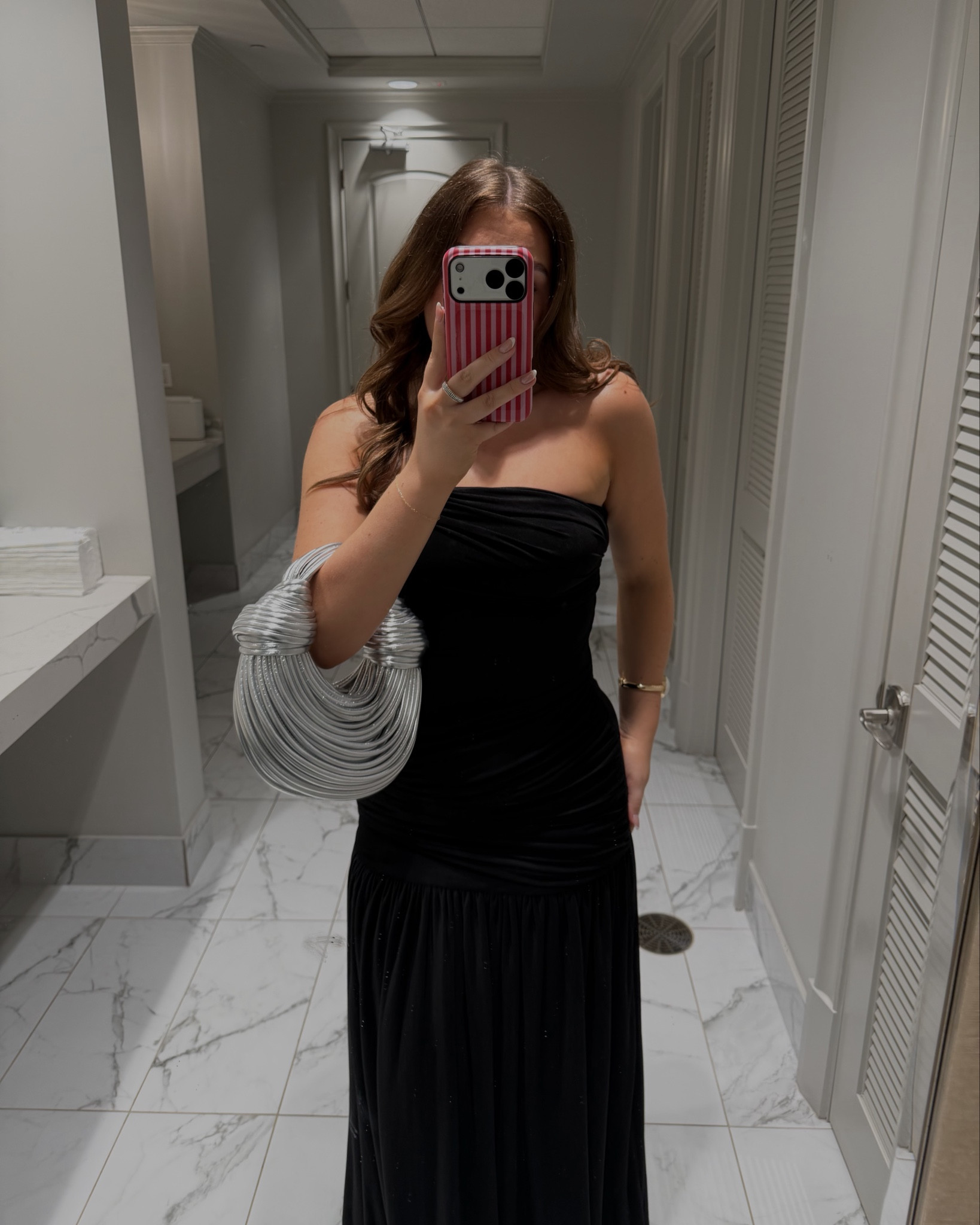 Stunning & comfortable black drop waist dress! It even has subtle ruching to enhance your figure. Perfect for any formal event or wedding! 🖤🍸


#LTKootd #LTKWedding