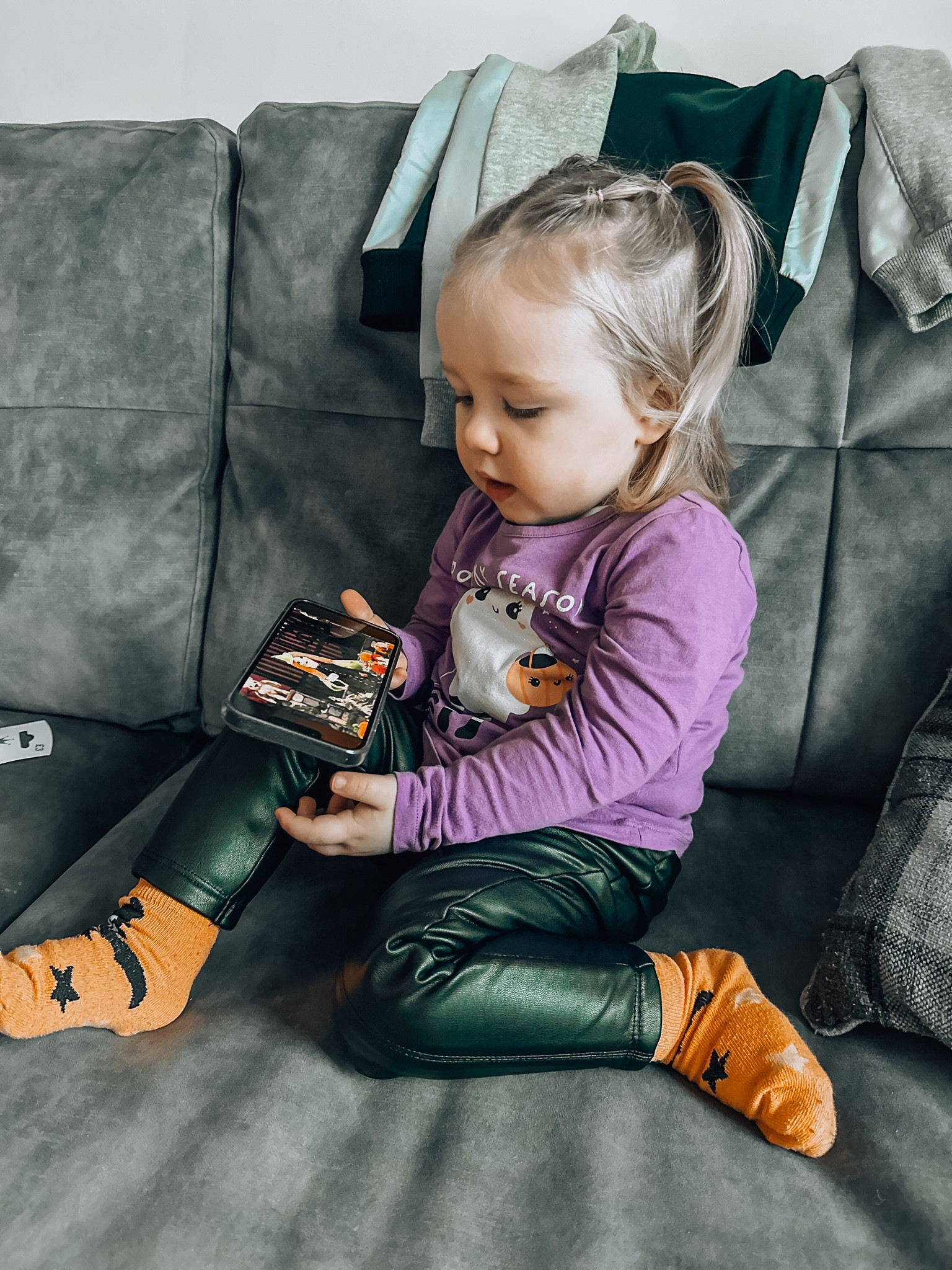 Leather leggings on little girls is just cutest! 