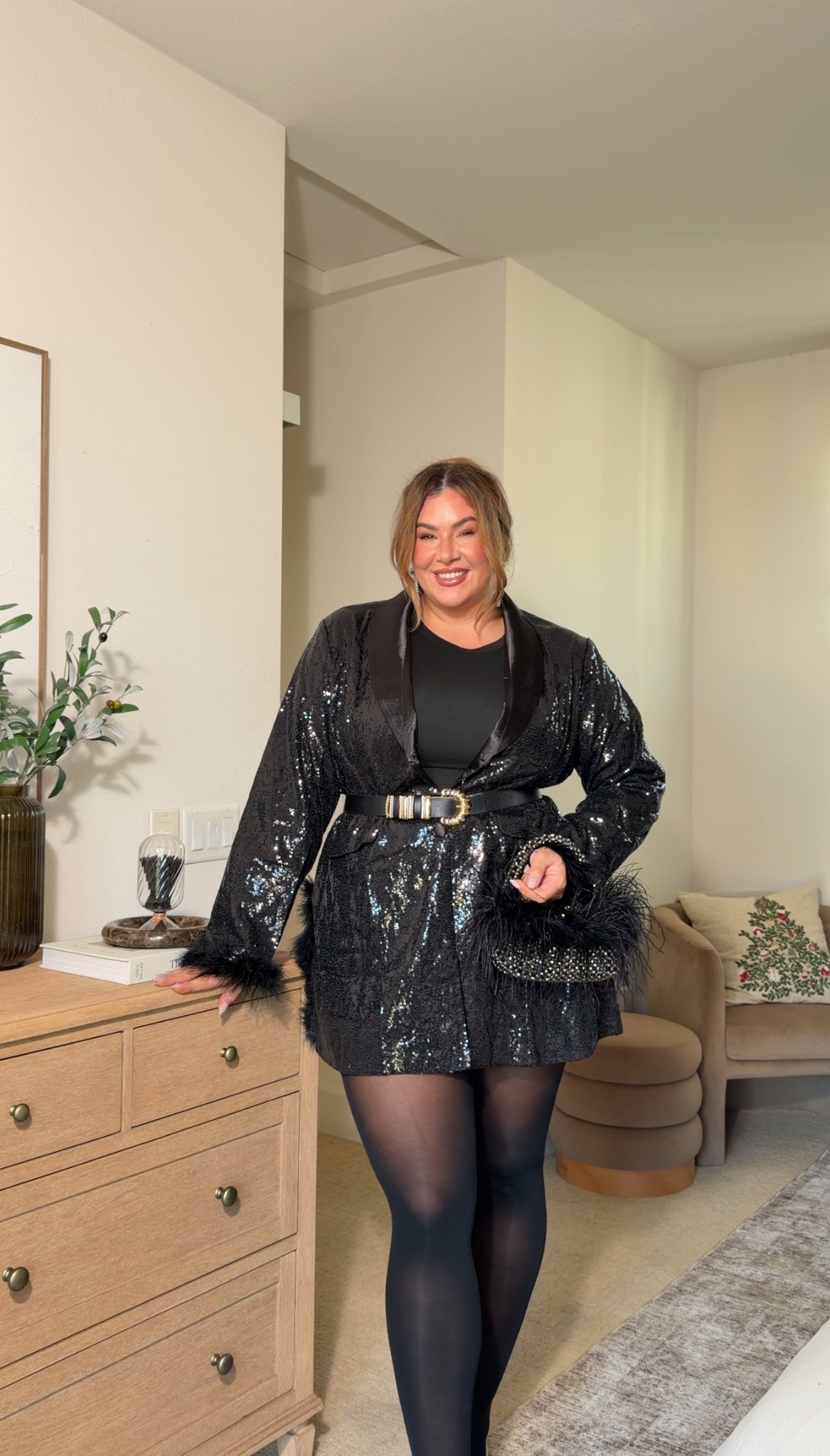 Holiday party outfit inspo ✨ wearing this blazer in a 3XL

#LTKHoliday #LTKMidsize #LTKSeasonal