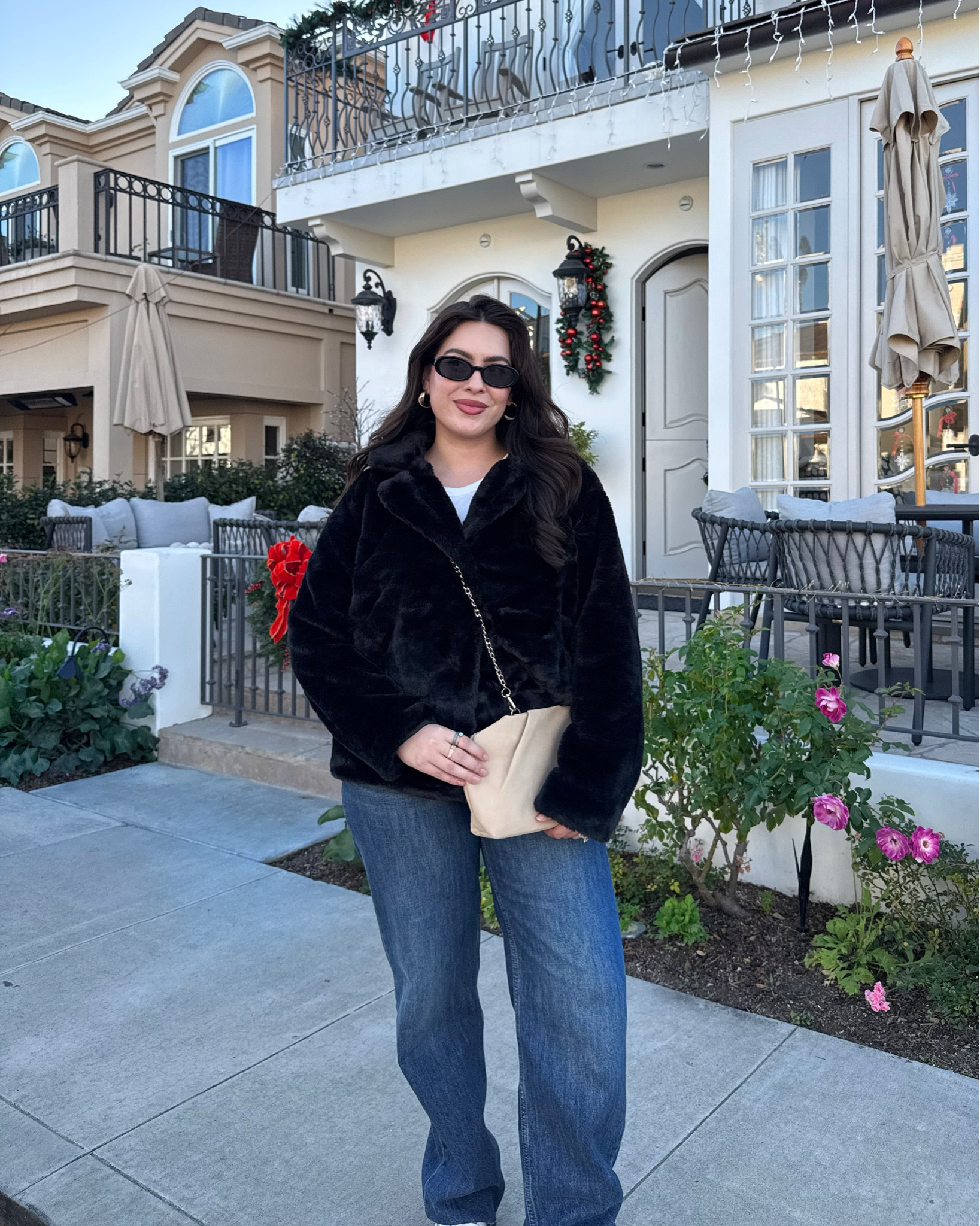 What I’m wearing this December. Cozy jackets, uggs, denim, and knit sweaters ofc ❤️

#LTKootd #LTKHoliday #LTKgrwm