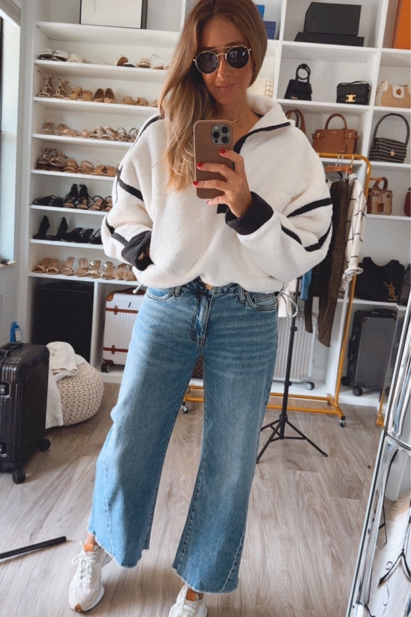 Casual chic outfits that are perfect for this season! Sophisticated and comfortable pieces that elevates any outfit. Everything runs true to size. 



#LTKU #LTKSeasonal #LTKStyleTip