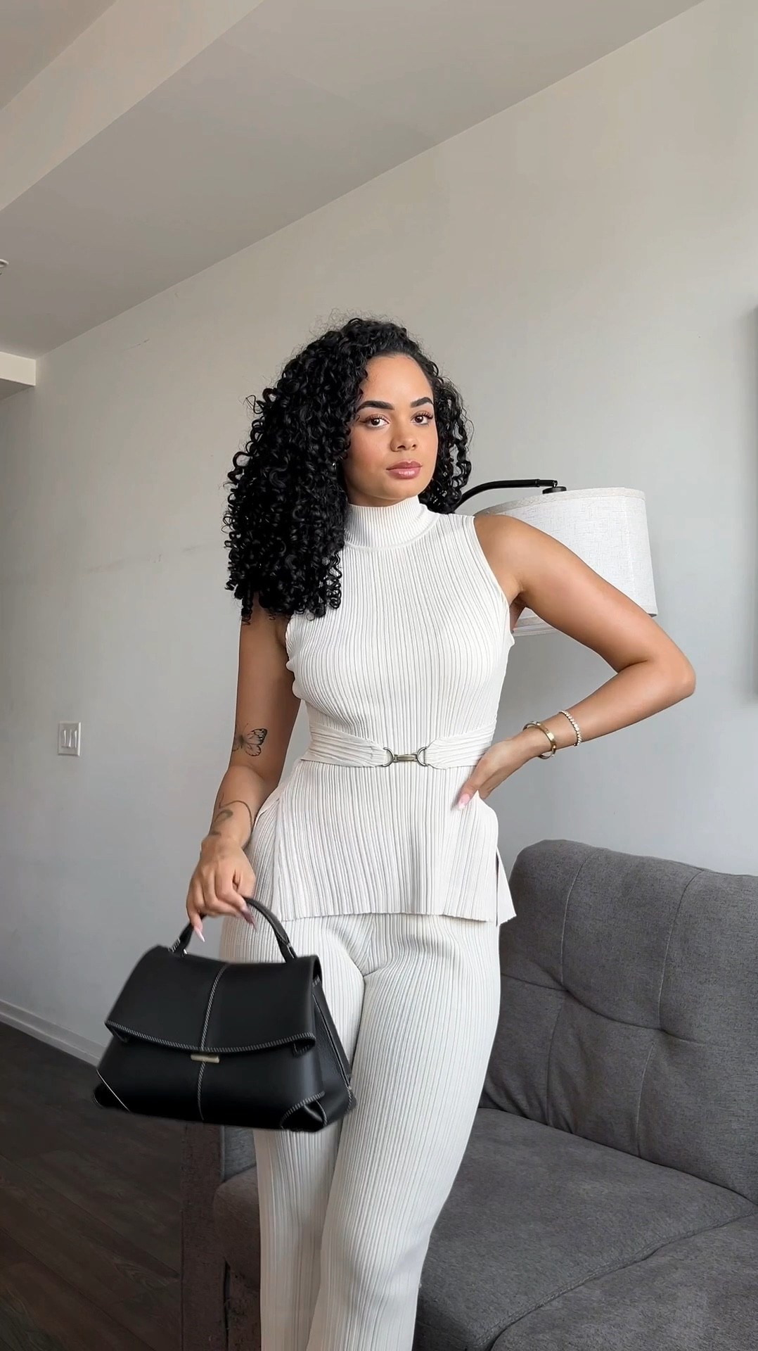 2 piece set Meshki 

Top:Small
Bottom:Medium 

Code:MESHKIAALIYA 