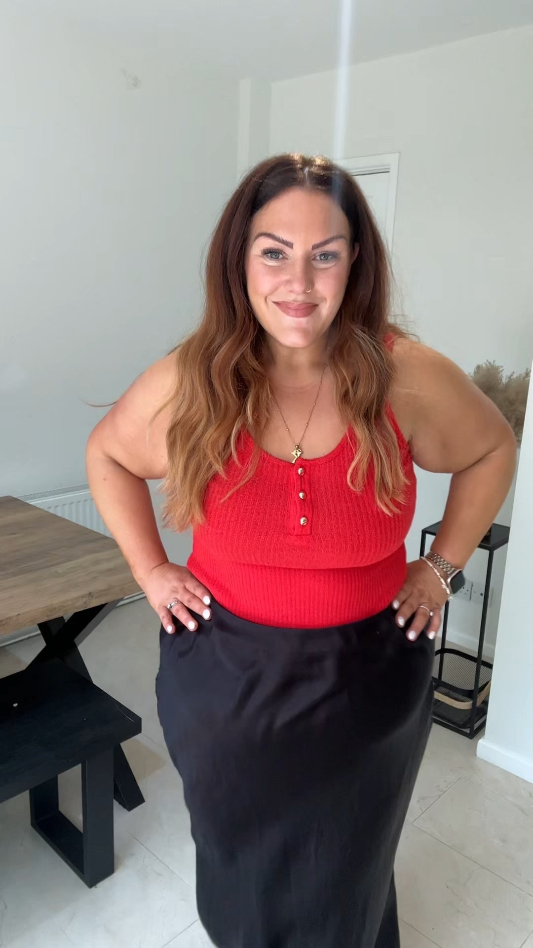 Brunch with the girls outfit idea! ✨❤️🫶🏼 
#curvystyle #satinmidi #hm #midsizestyle

#LTKmidsize #LTKsummer #LTKcurves