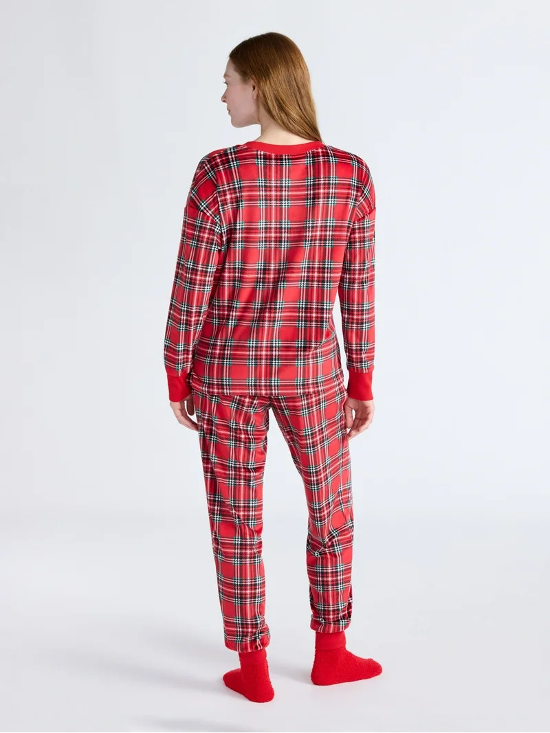 Joyspun Women’s Stretch Velour Long Sleeve Top, Pants, and Socks Pajama Set, 3-Piece, Sizes XS-... | Walmart (US)