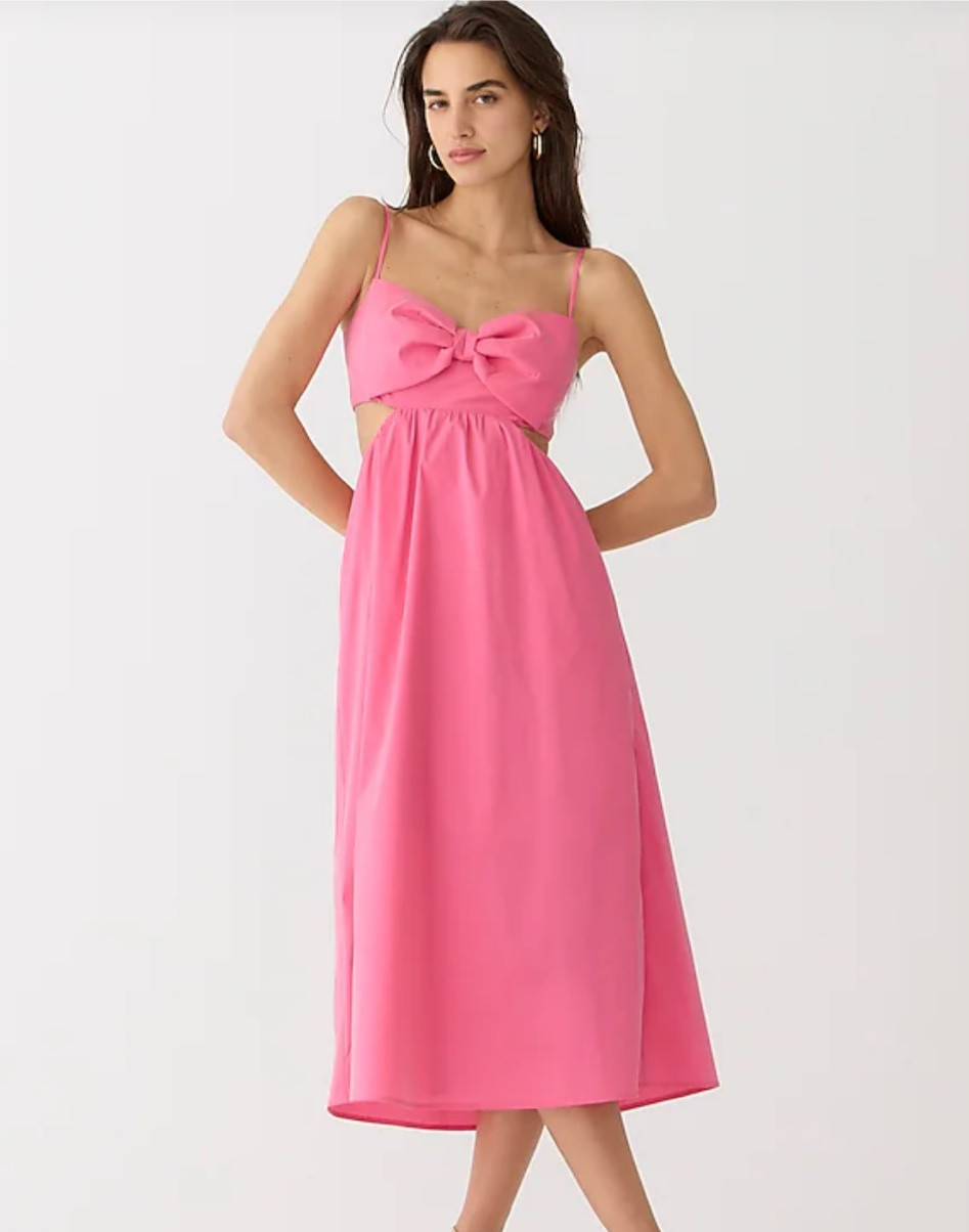 How cute is this new arrival from j.crew?! It’s 20% off today and also comes in khaki! 

Bow dress 
Midi dress
Pink dress
Classic dress

#LTKSeasonal #LTKsalealert #LTKstyletip