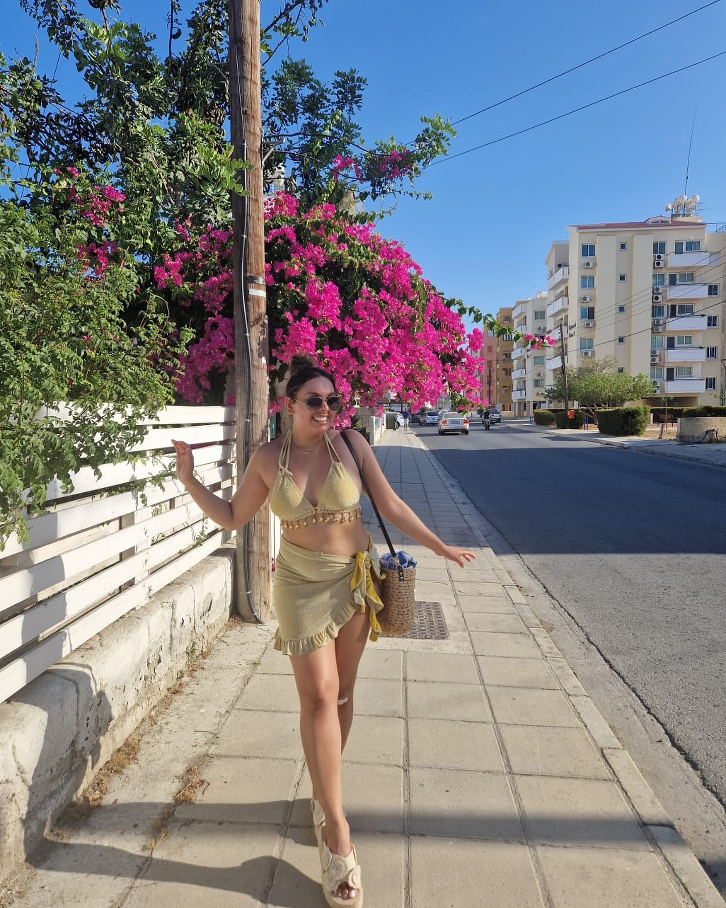 The cutest bikini for the cutest day 🌞⛵️👙⛱️🥗
Bikini is linked 🫶🏽✨
.
.
.
#travel #ukinfluencer #ukcontentcreator #contentcreator #explore #explorepage