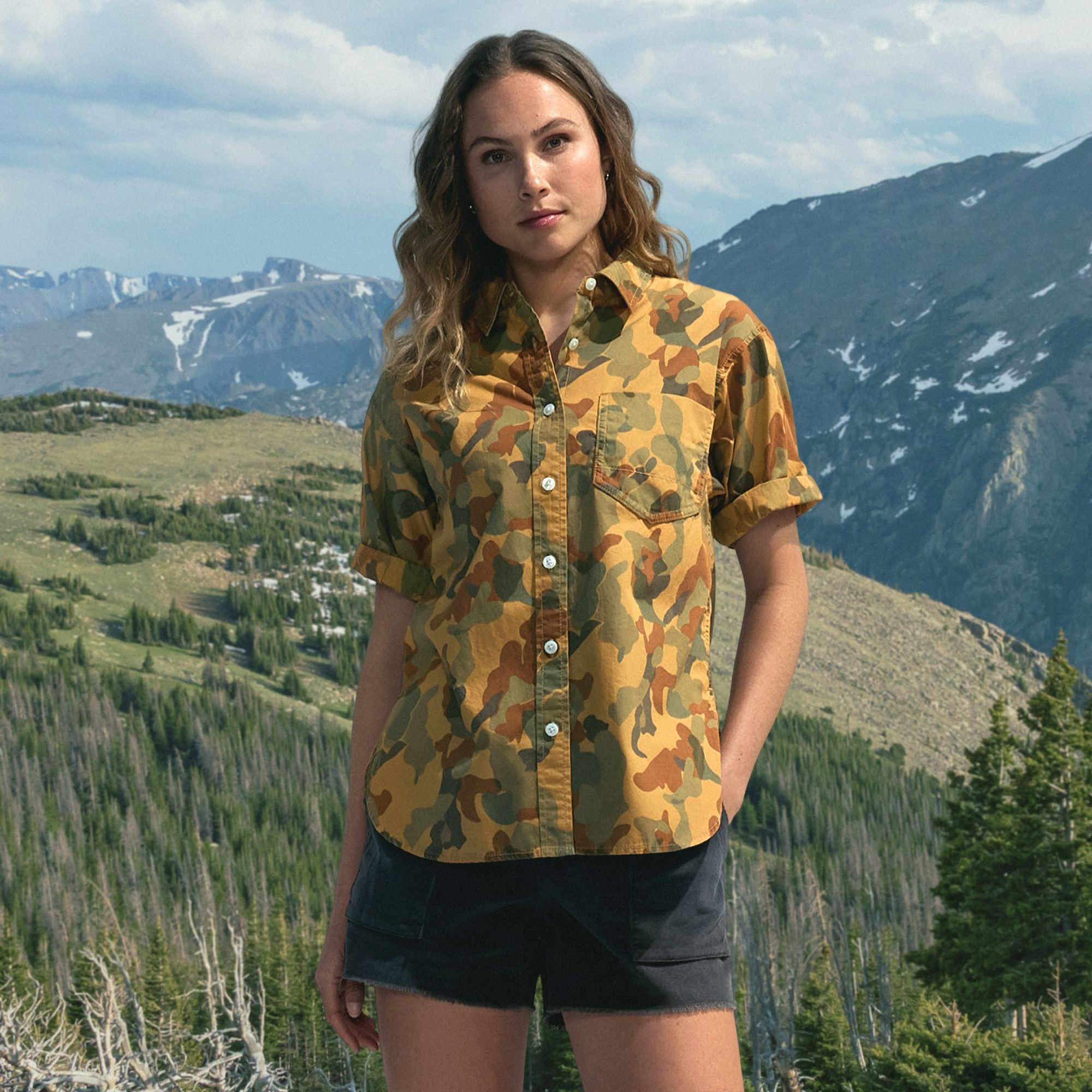 Alpine Design Women's Short Sleeve Embroidered Chambray Camp Shirt, Small, Wild Camo | DICK'S Sporting Goods