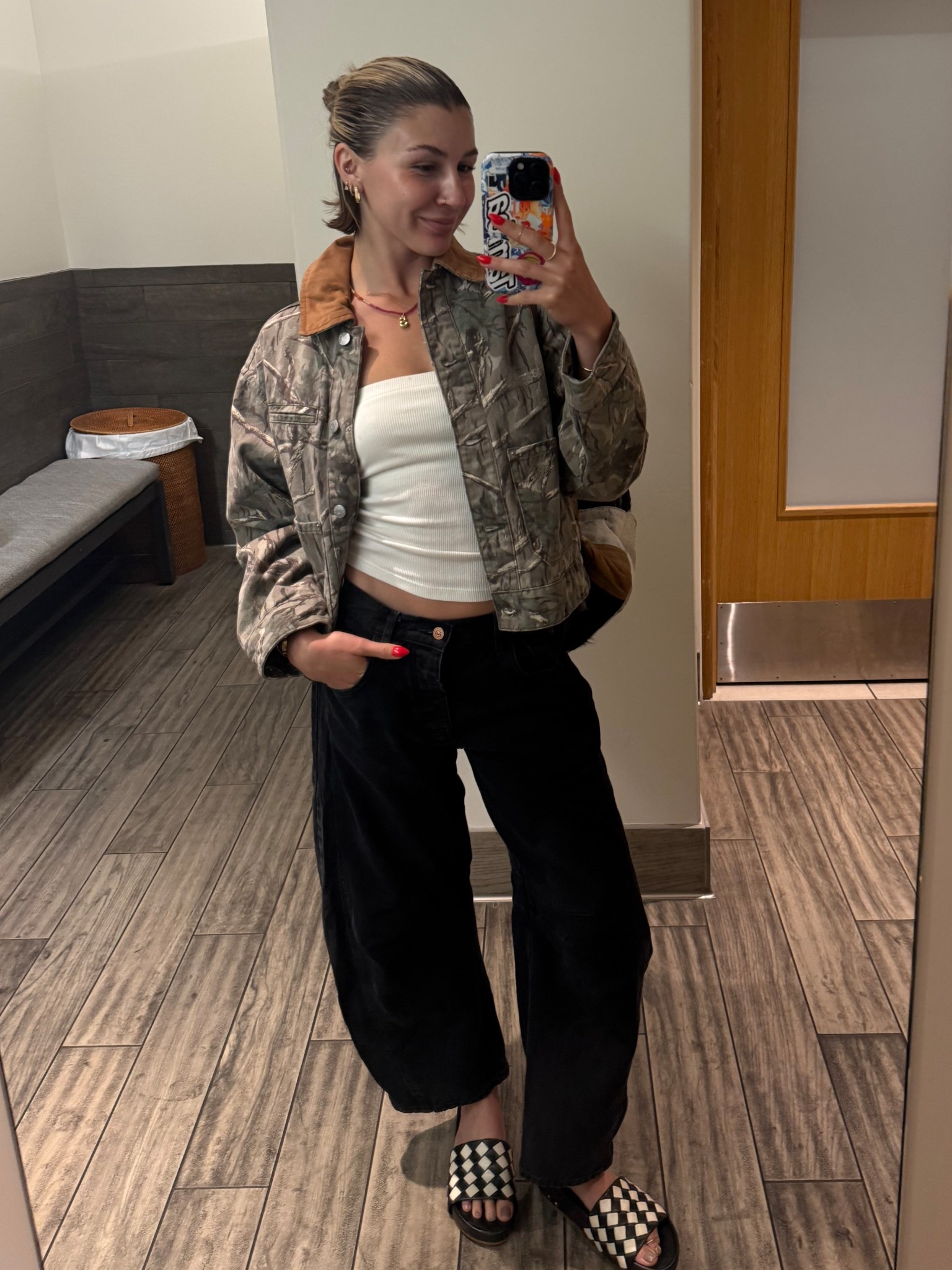 my fall staple jacket 🍂 
- wearing a xxs in jacket 
- wearing a 24 in jeans

#LTKFindsUnder50 #LTKStyleTip #LTKSeasonal