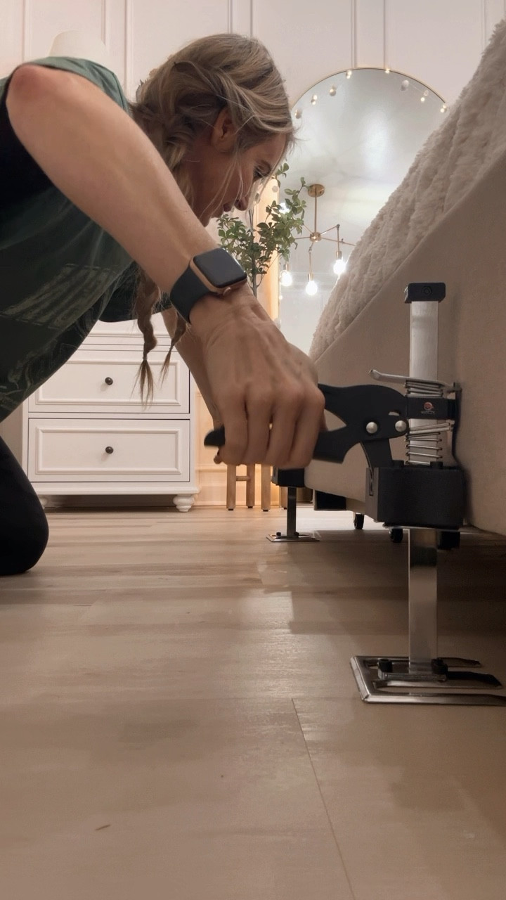 Lifting all the heavy things solo is hard … here’s my favorite things that help! 🫶🏻

#LTKFindsUnder100 #LTKMostLoved #LTKHome