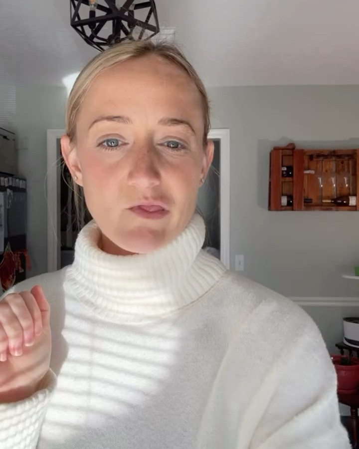 The perfect Thanksgiving sweater. 50% off!!

#LTKHoliday #LTKootd #LTKFamily