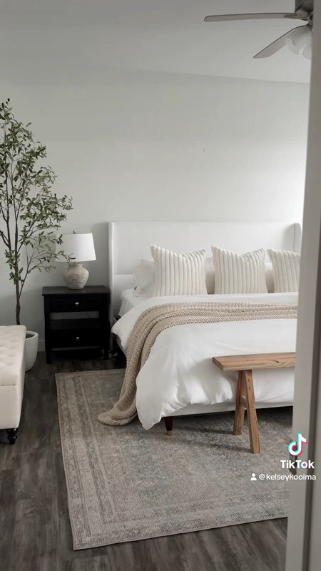 Bedroom transformation!

White bed, amazon bed, Loloi rug, skinny wood bench, black nightstands, neutral bedroom, white bedding, amazon duvet, affordable bedding, bed pillows, bedroom decor

#LTKhome #LTKfindsunder100 #LTKfindsunder50