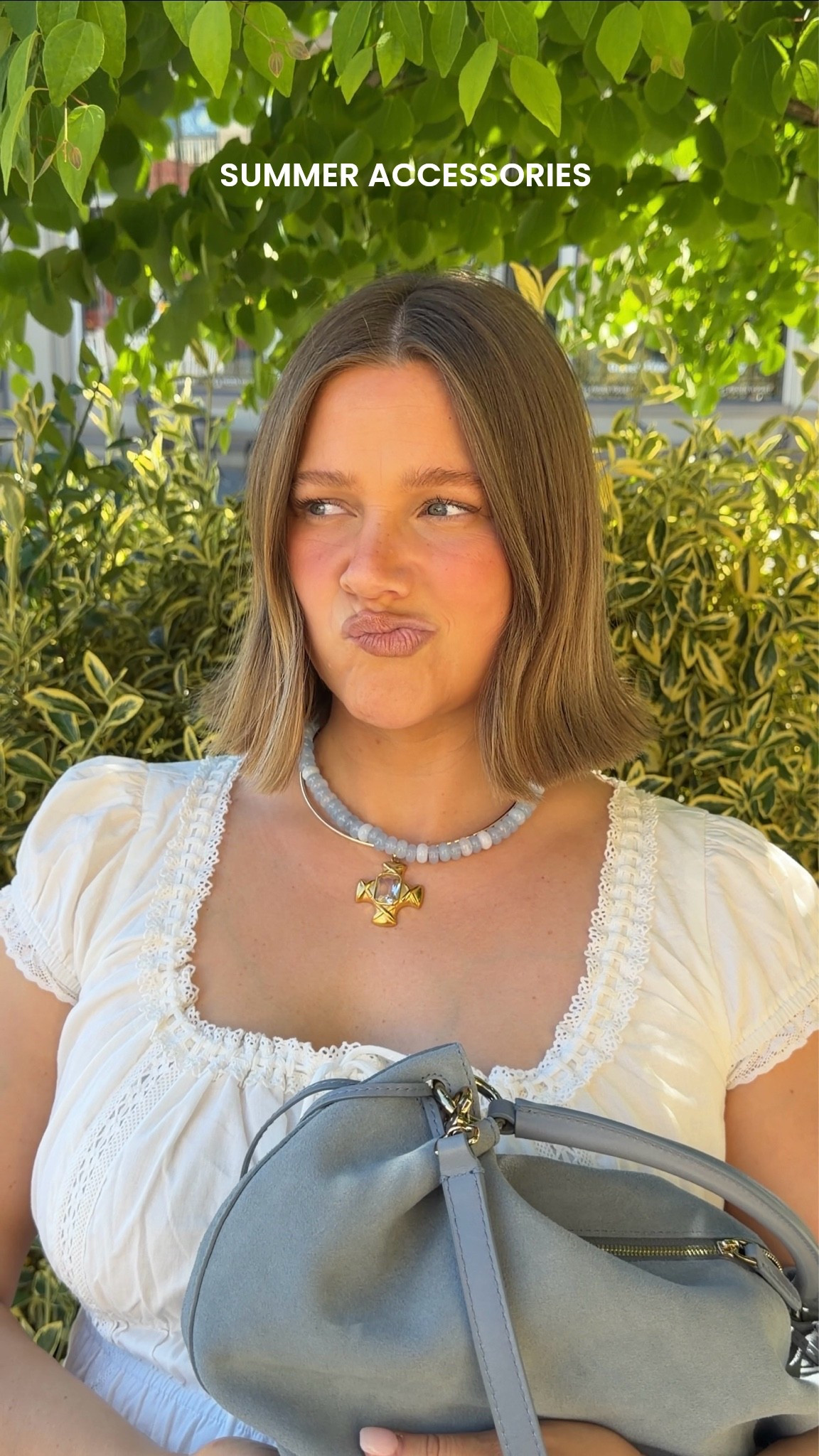 Dress size medium if between sizes go down they have generous sizing and it’s lined which is amazing!! Linking bra also. Sandals true to size. Bracha jewelry code: BRE15


#pregnancystyle #pregnant #bresheppard #summeraccessories #summerstyle #shorthair #doen #ivycityco #baublebar #bracha
