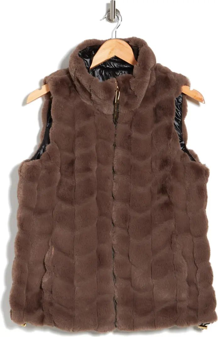 Via Spiga Chevron Faux Fur Reversible Vest | Nordstrom | Nordstrom