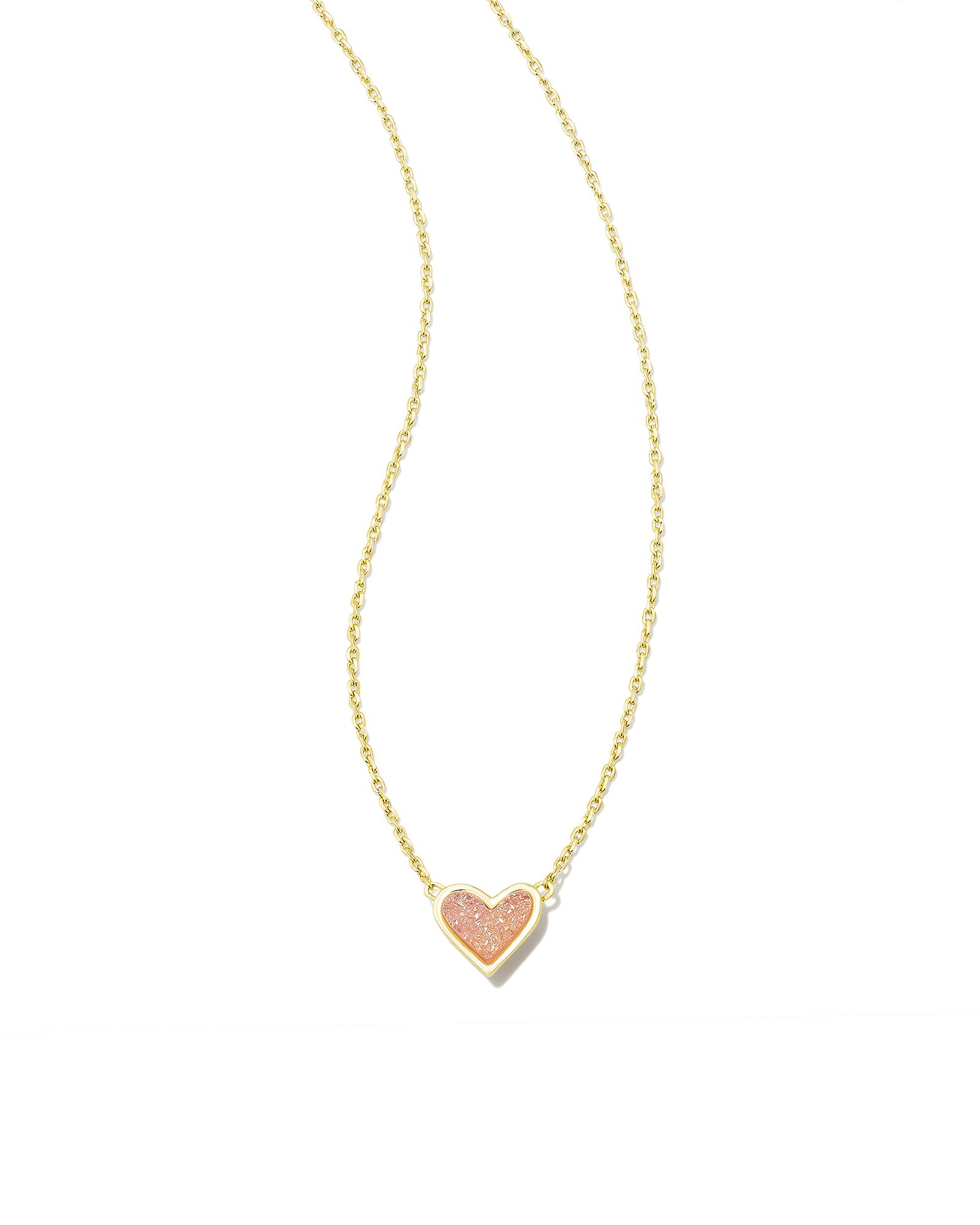 Framed Ari Heart Gold Short Pendant Necklace in Light Pink Drusy | Kendra Scott | Kendra Scott