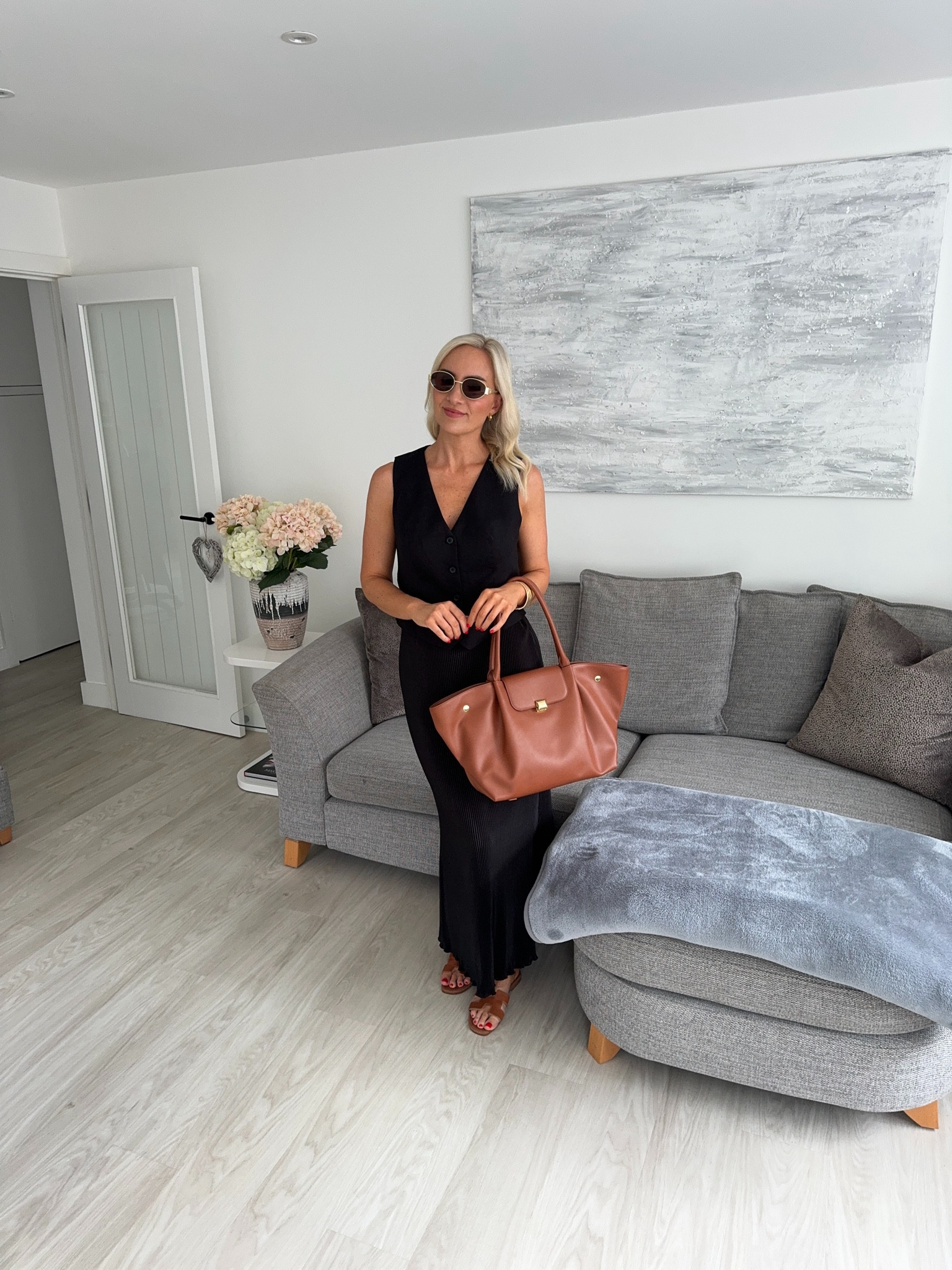 Black and tan = winning combo 🫶🏼



#LTKsummer #LTKworkwear #LTKluxury