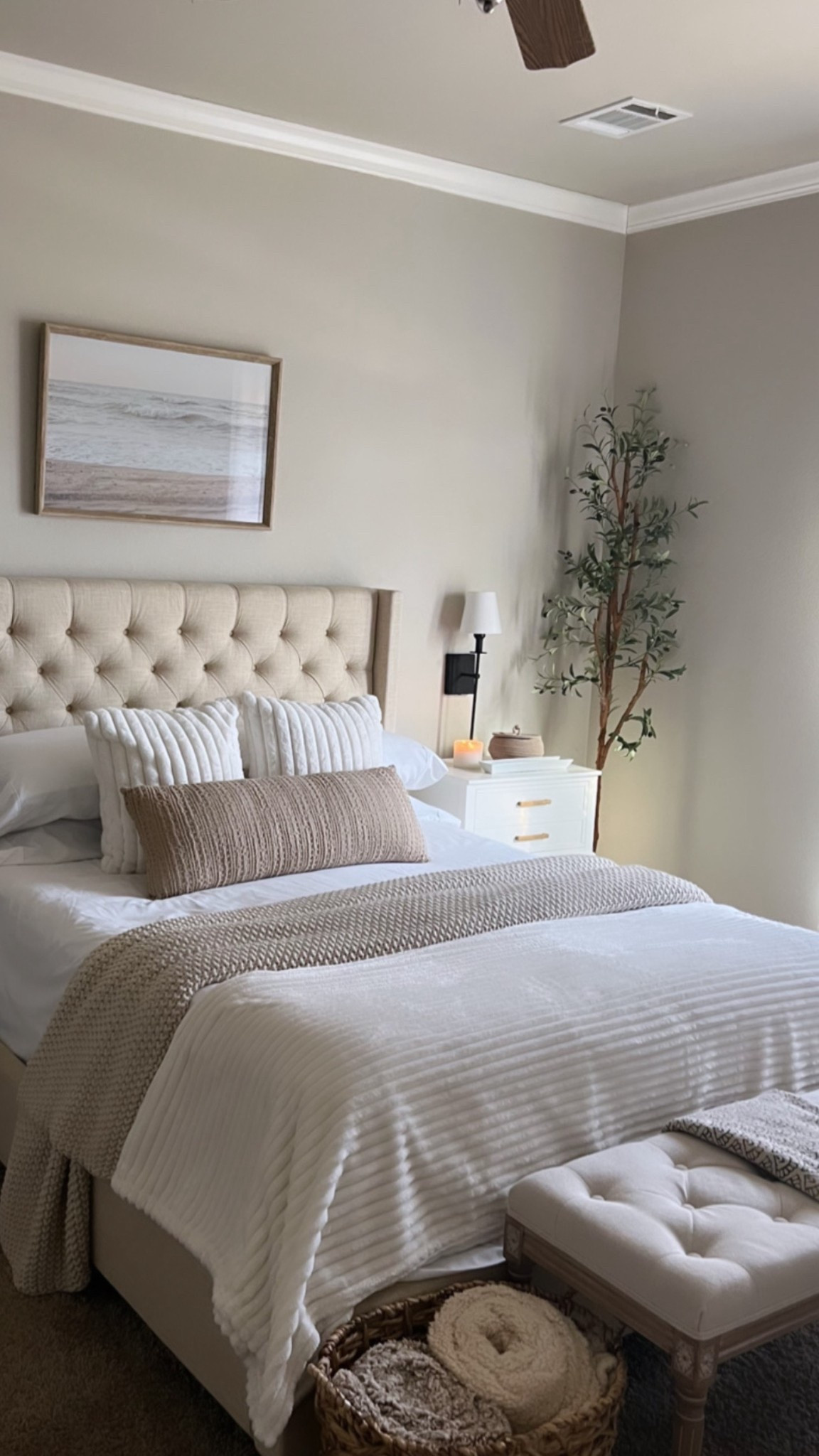 Bedroom idea! Bedroom design! Bedroom inspiration! Bedroom interior 

#LTKHome #LTKStyleTip