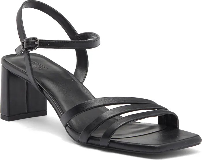 Mayra Sandal (Women) | Nordstrom Rack