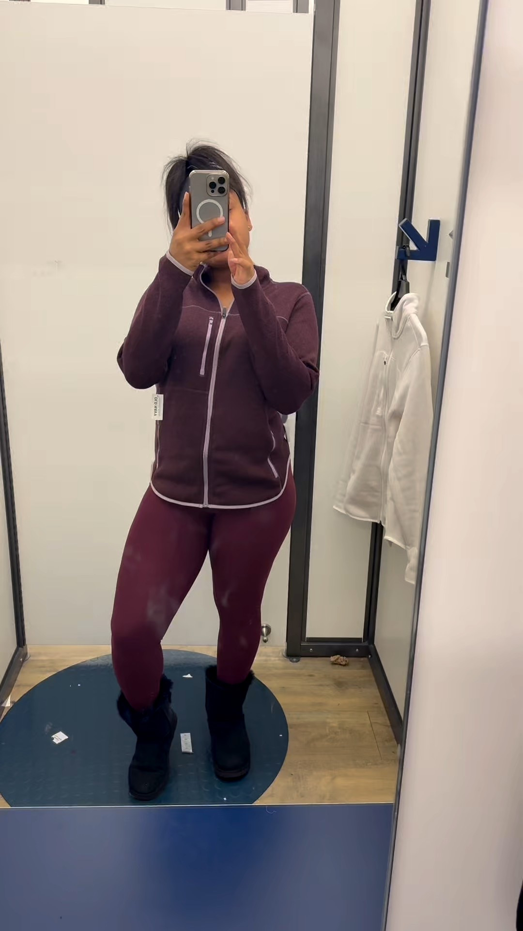 Obsessed with this fitted sweater fleece zip jacket 🤍 So soft, flattering, and perfect for everyday wear. Easy to layer and super comfy 
Sz-large 

#LTKOver40 #LTKSeasonal #LTKActive