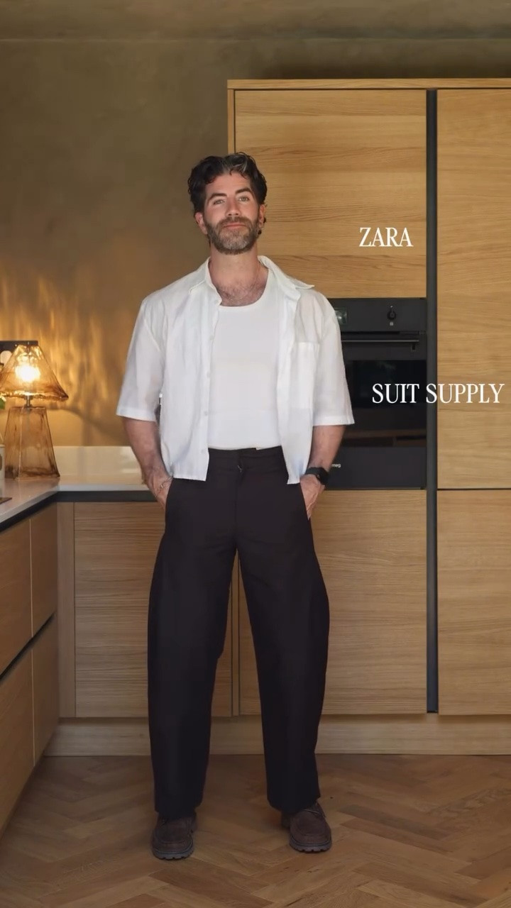 I noticed a lot of you commenting on this particular outfit in my stories so I thought I’d put up a GRWM for it. 

Shirt @zaraman 
Vest @suitsupply 
Pants @uniqloeurope 
Shoes @marksandspencerman 

#style #mensfashion