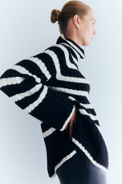 MAMA Turtleneck Sweater - Black/striped - Ladies | H&M US | H&M (US + CA)