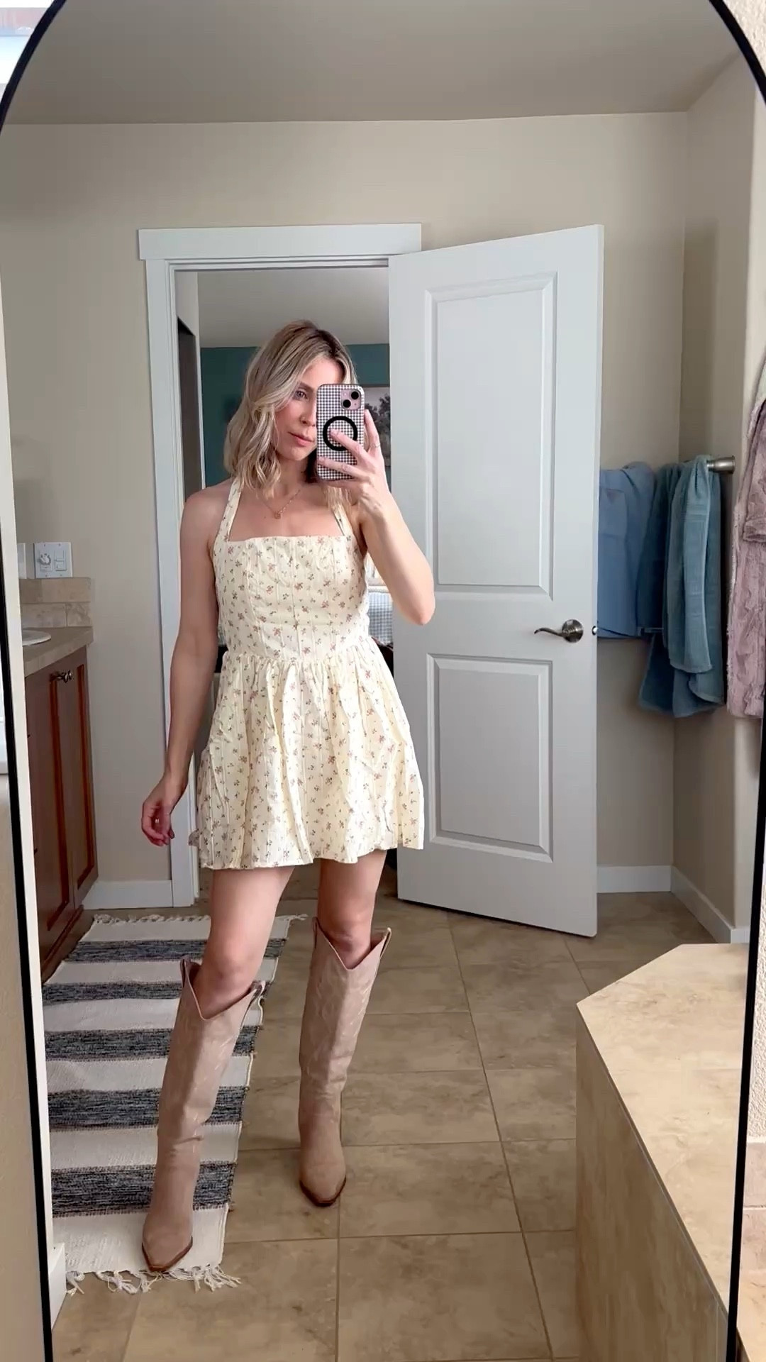 Wearing an XS in this cutie dress 

#LTKSeasonal #LTKootd #LTKgrwm