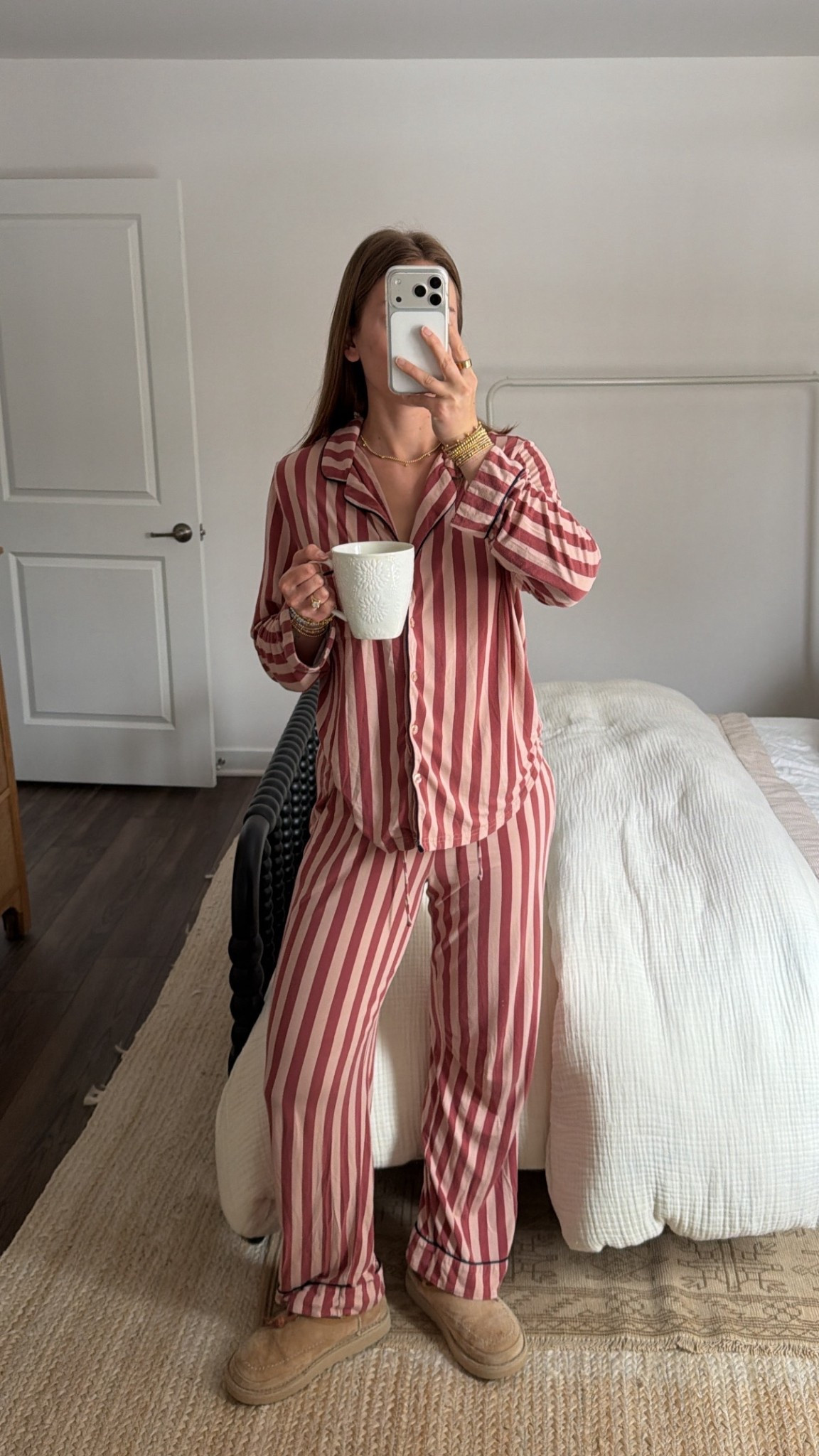 2/25/26 Cozy morning in my Cozy Earth pajamas 🤍

This exact colorway is limited edition, but I’ve linked the same PJ set since they’re always releasing new colors and seasonal drops. Truly some of the softest pajamas I own!

#LTKootd #LTKmorningroutine