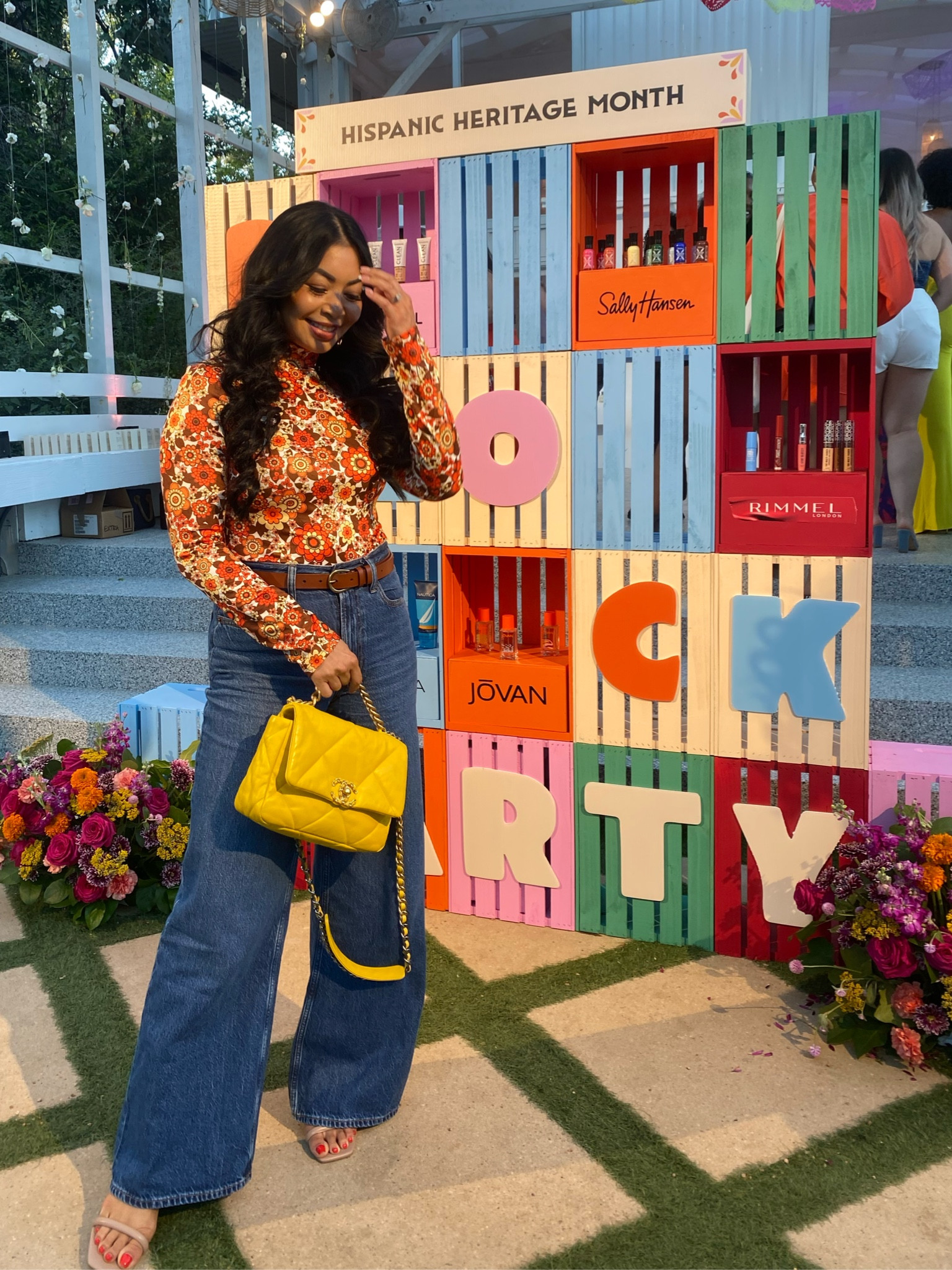 What I wore last night 

Floral bodysuit is from Amazon wearing the medium

Jeans are 27R

#LTKStyleTip #LTKOver40 #LTKFindsUnder50