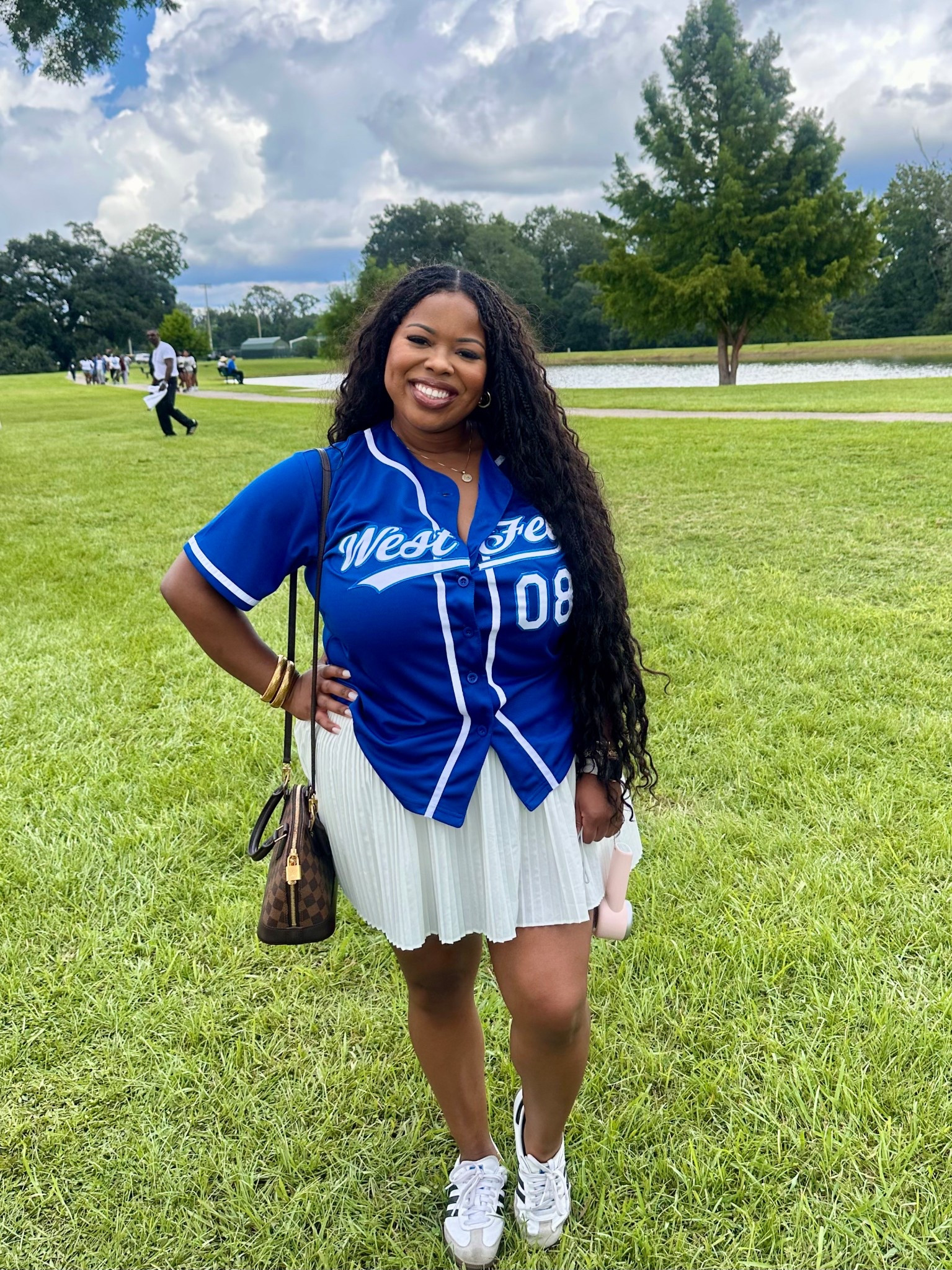 Alumni Picnic! The portable fan was the star of the show. 🪭

#LTKPlusSize #LTKMidsize #LTKActive