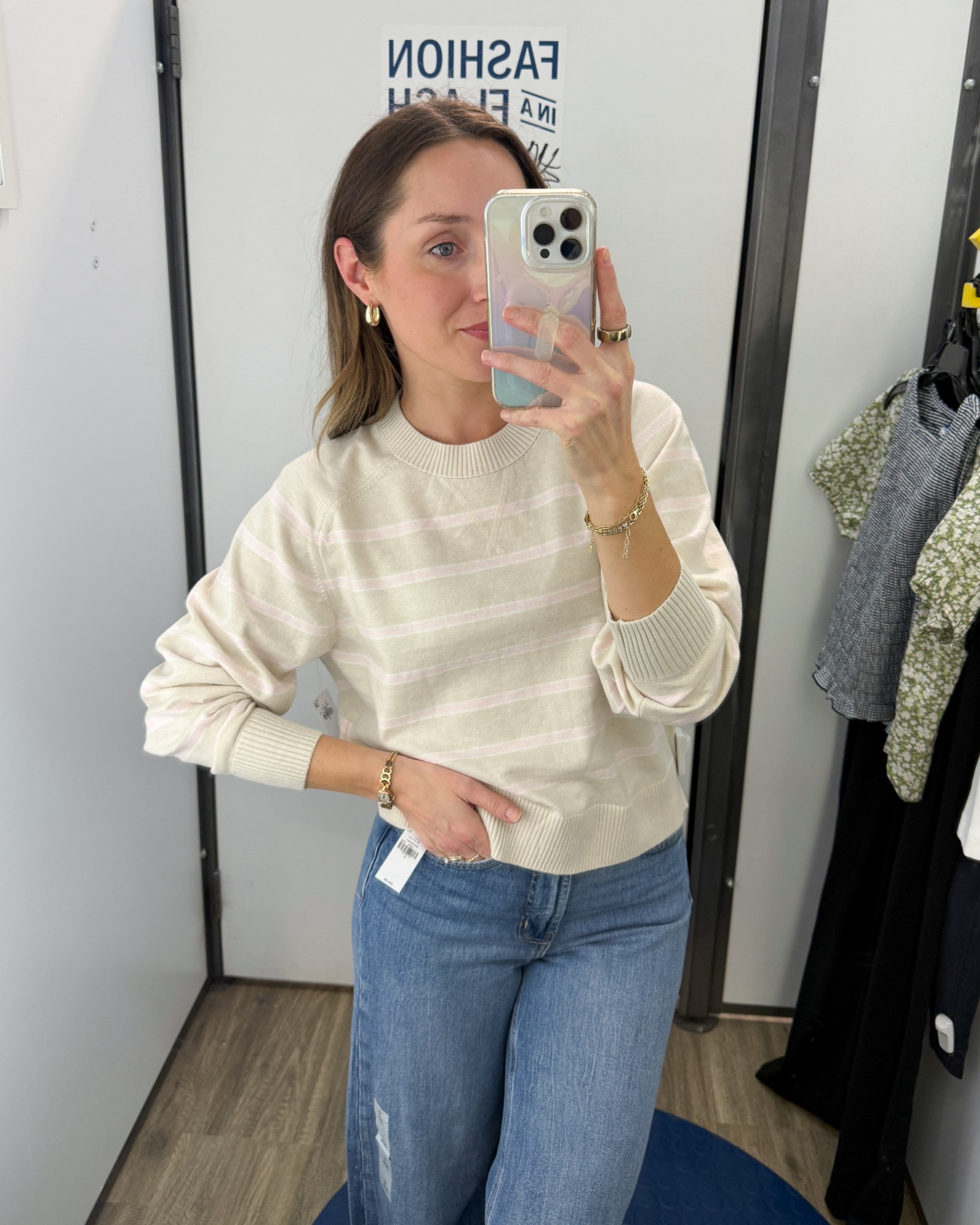 Are you shopping the Old Navy 50% off sale? This is the perfect sweater for spring and I love the cropped length so you don’t have to debate whether you need to do a front tuck. Wearing S.￼