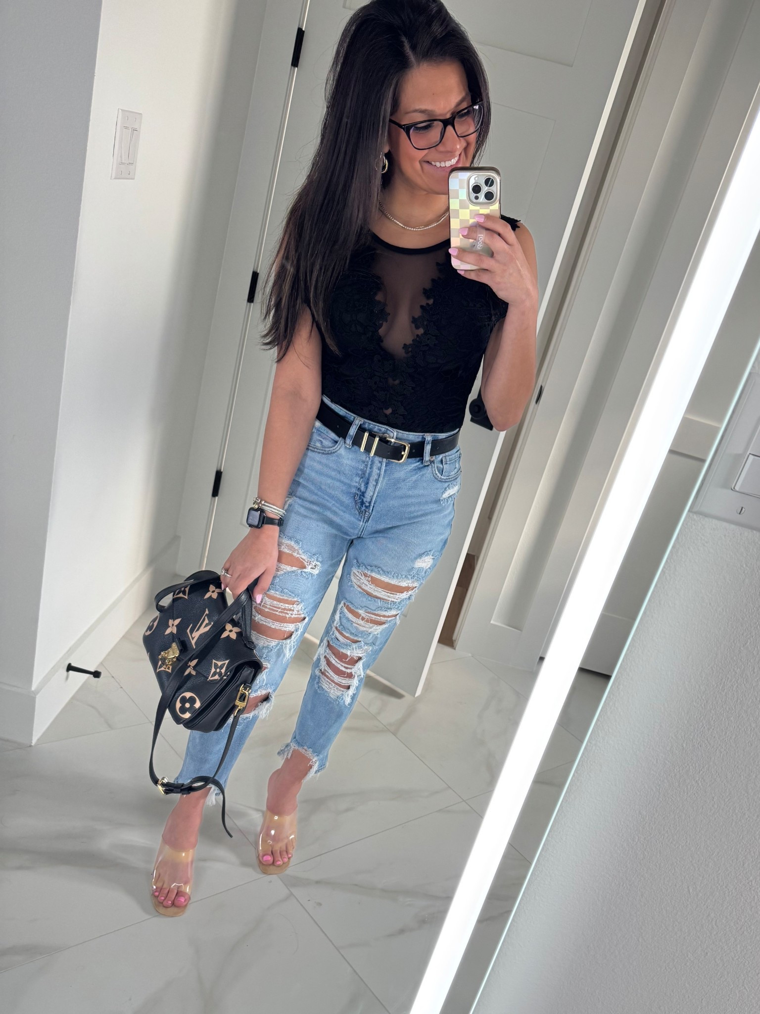 Date night 🤍 

#datenight #date 

#LTKShoeCrush #LTKFindsUnder100 #LTKPetite