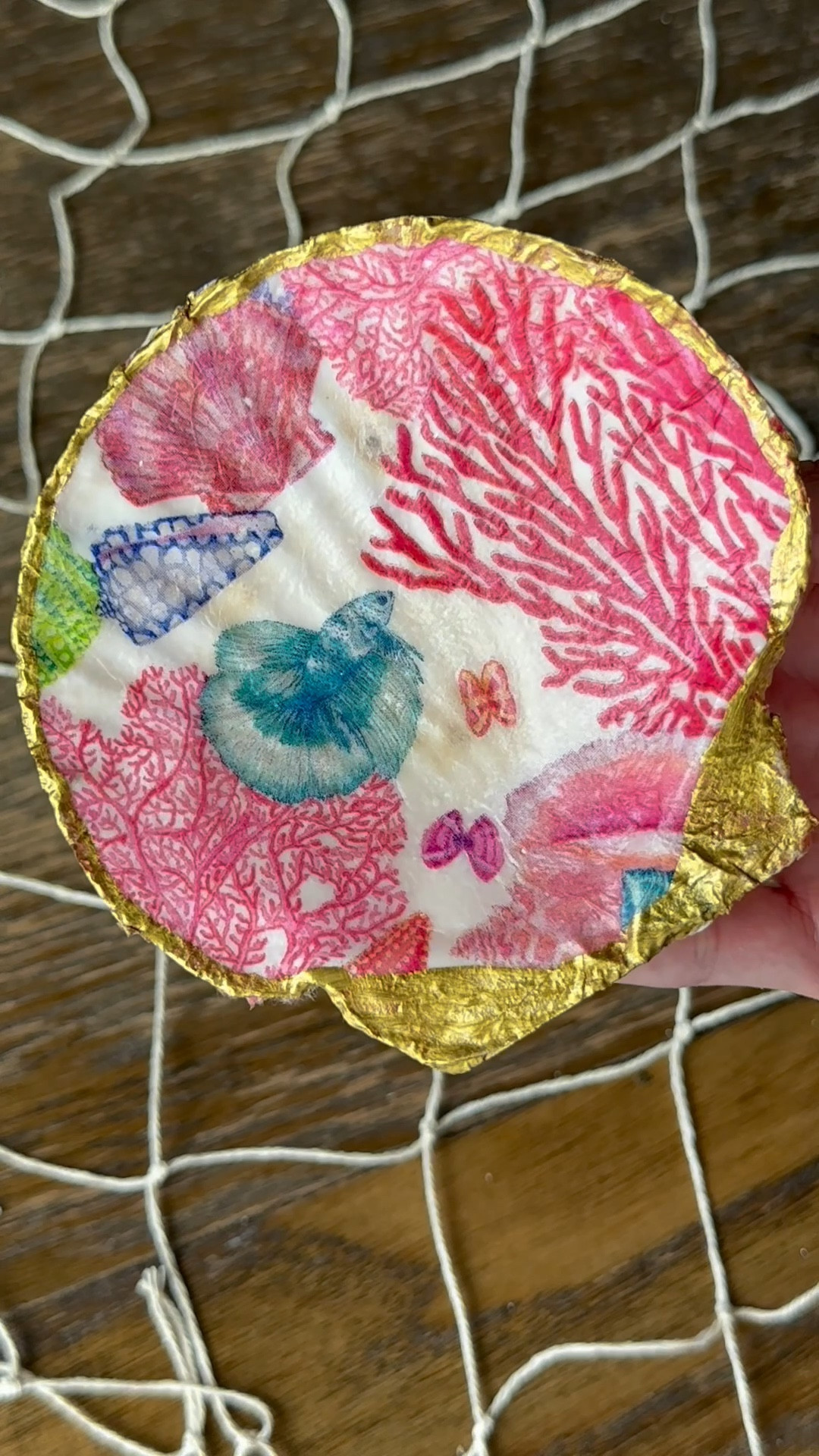 I’ve always wanted to try this and finally did! This DIY was soooo easy and how pretty are these?! 🐚

#LTKHome