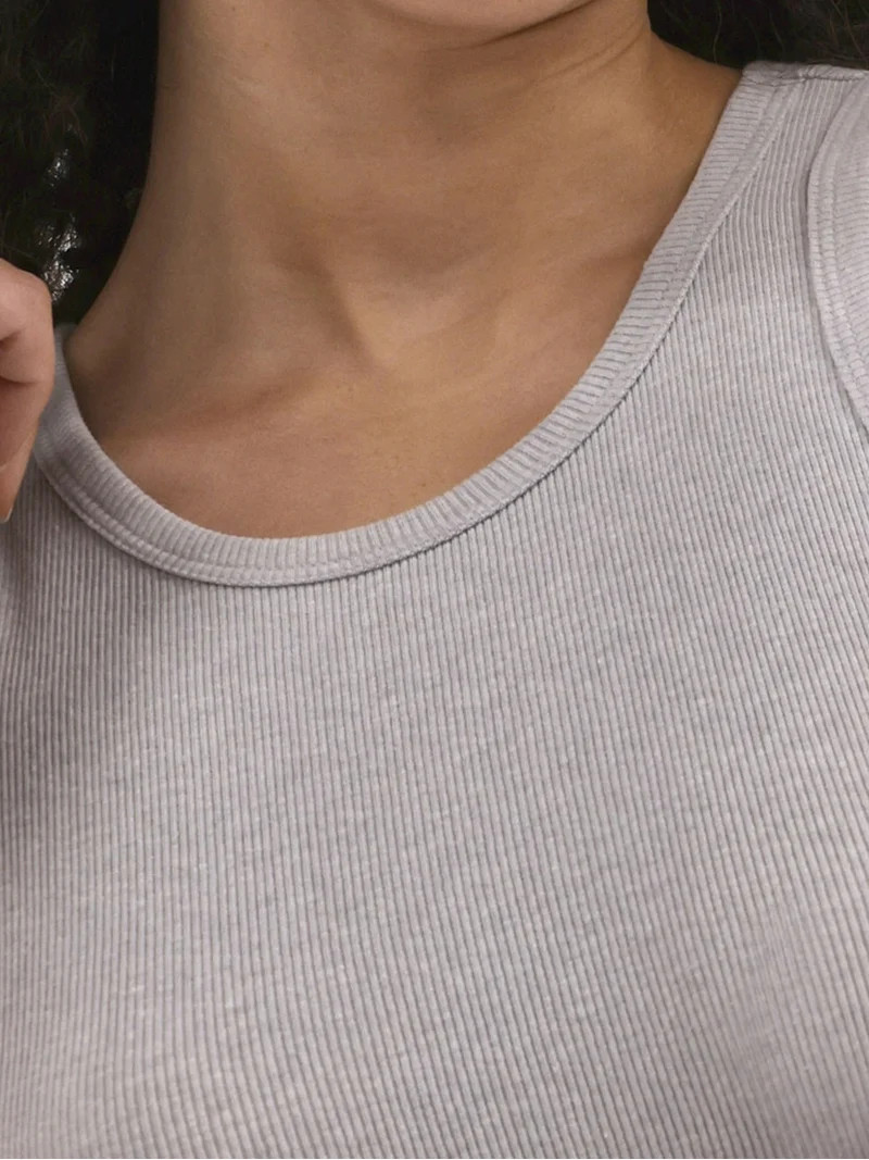 No Boundaries Ribbed High Neck Tank Top, Women's | Walmart (US)