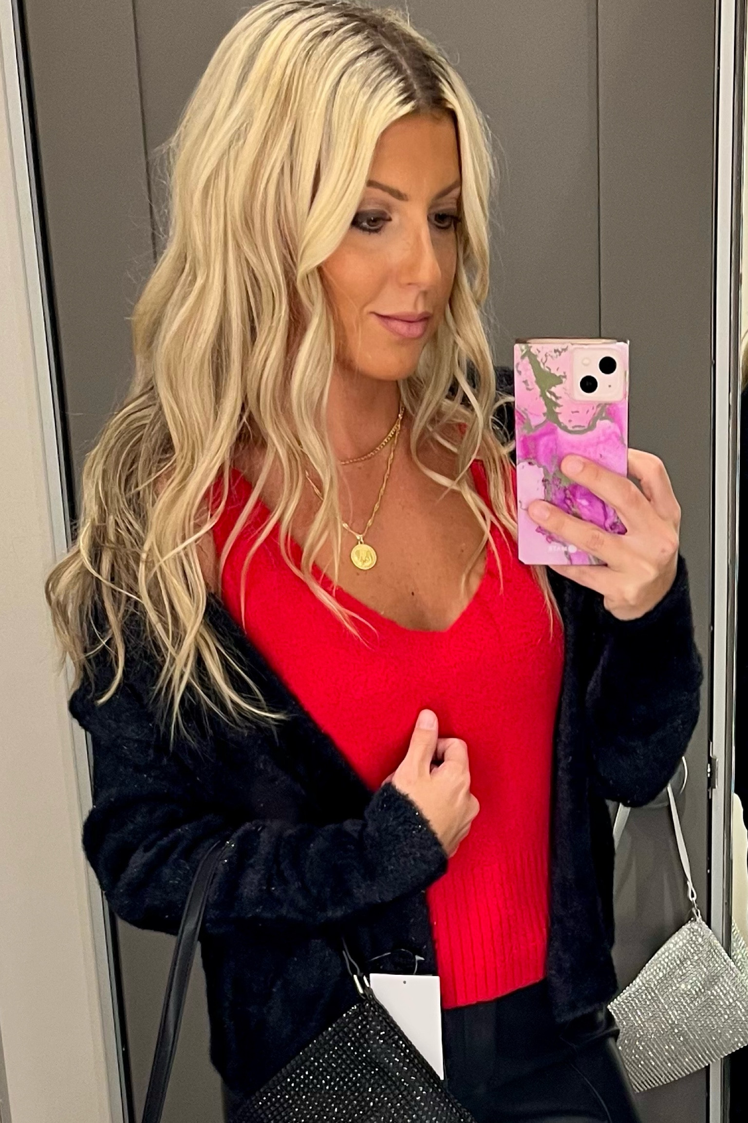 30% off this cozy cardigan and fuzzy sweater tank (comes in 3 colors!) Perfect for Christmas and holiday parties! 

#LTKSeasonal #LTKsalealert #LTKHoliday