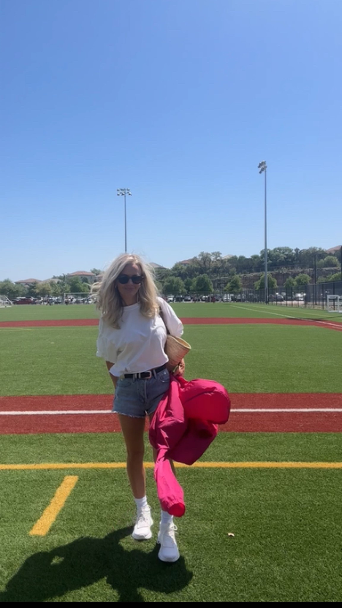 Soccer mom outfit! Love these cropped tops…I have them in several colors

#LTKActive #LTKFindsUnder100 #LTKStyleTip