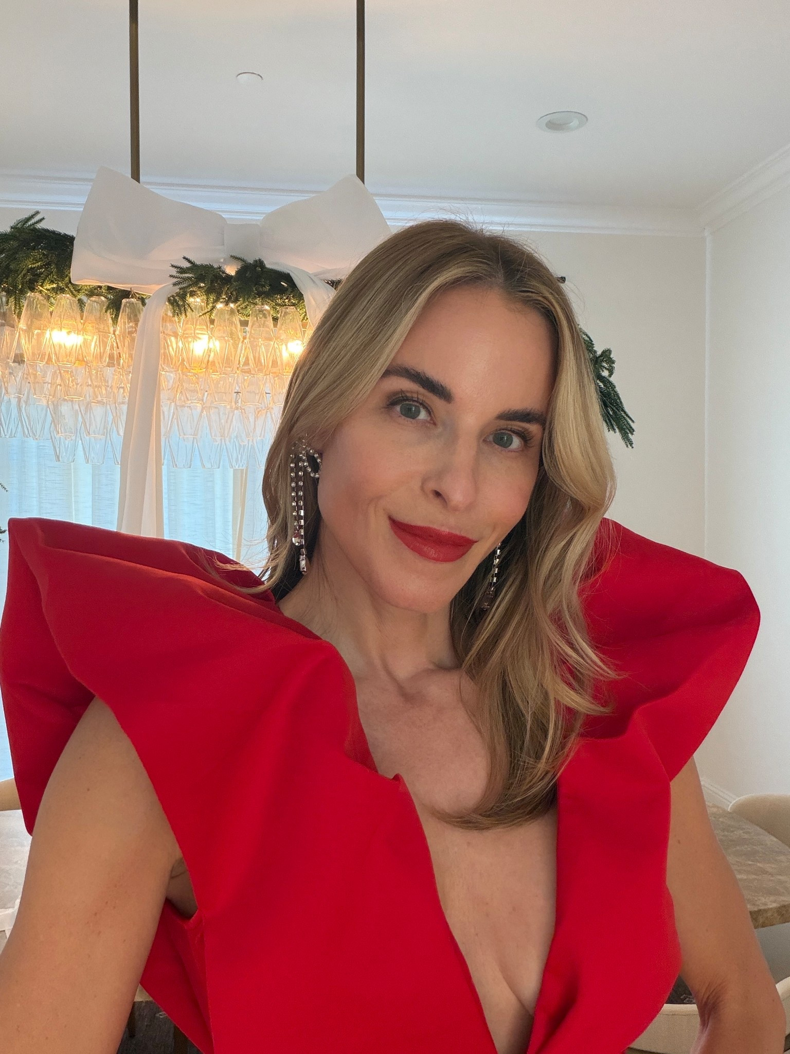 Obsessed with this holiday look. The pops of red are so festive! Perfect for festive parties. 

#LTKHoliday #LTKOver40 #LTKSeasonal