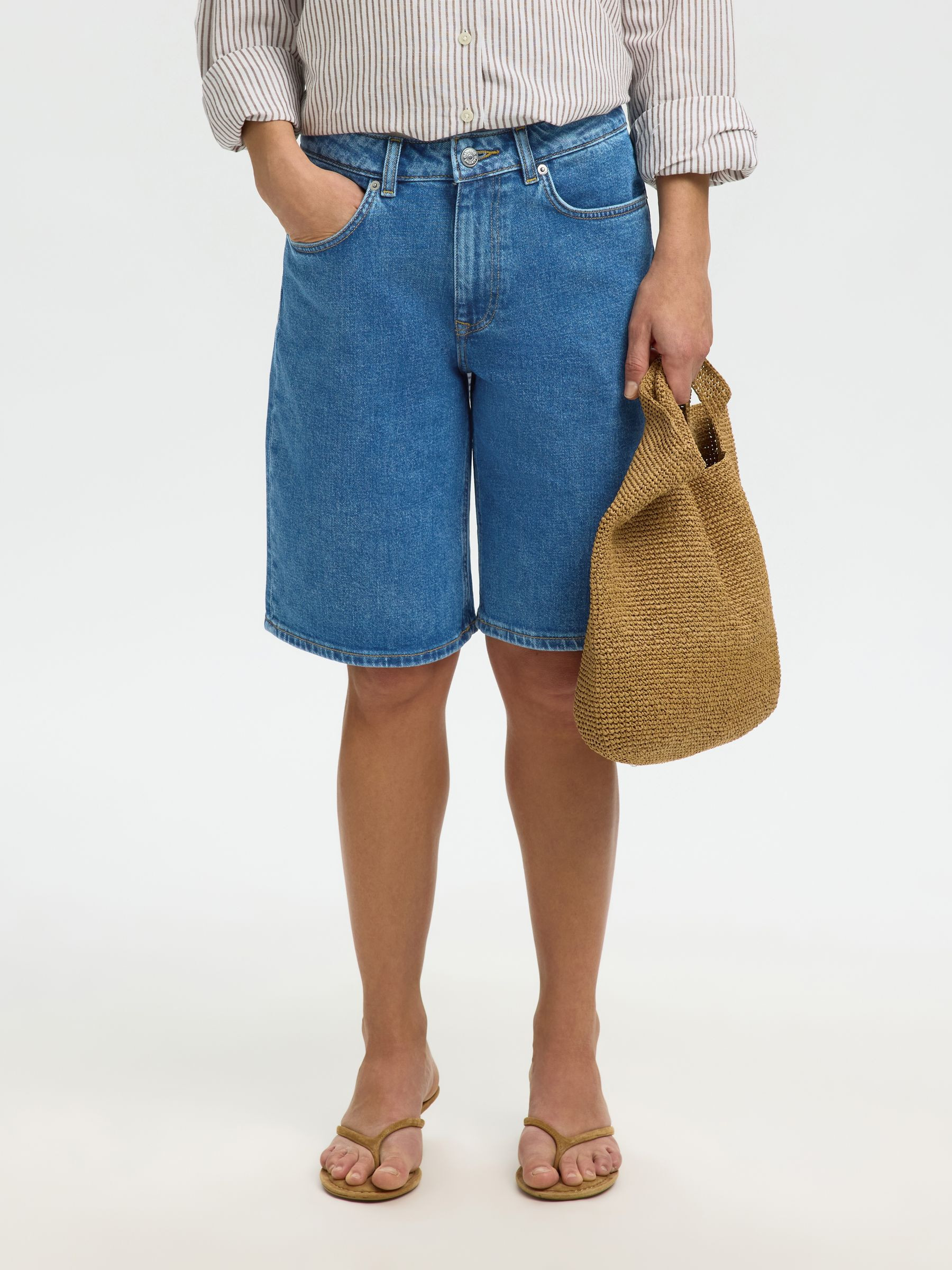 MID WASH DENIM SHORTS | Blue | Selected | Selected