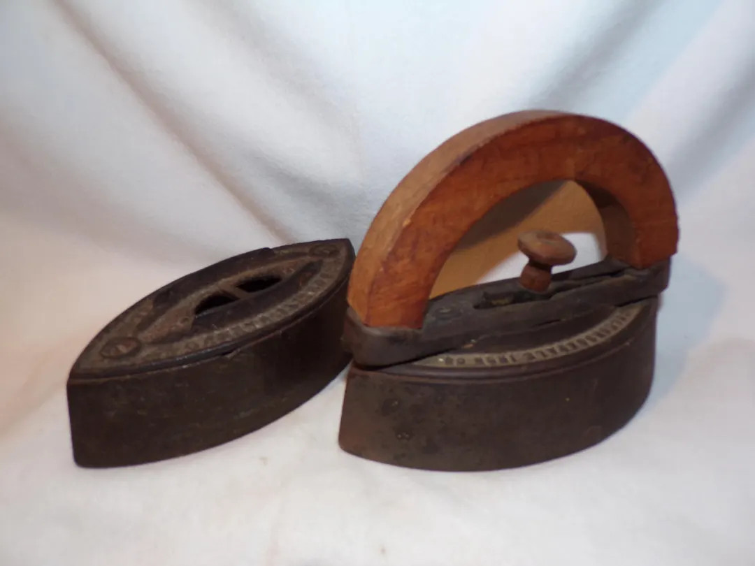 Antique Sad Iron Colebrookdale Iron Co. | Etsy (US)