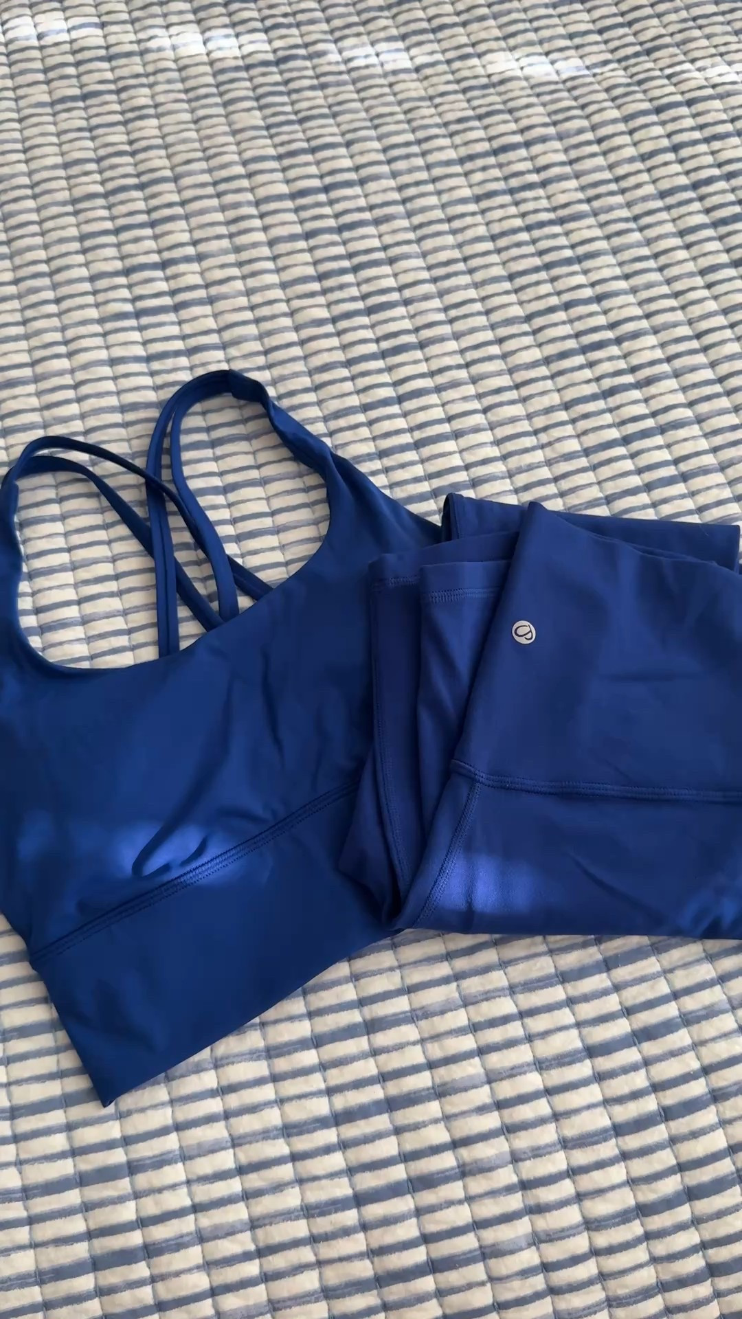 Workout set of the day 🎧👟💙 

Small top
XS bottoms

Amazon finds, Amazon set, activewear, fitness, crz yoga, workout set, affordable activewear, Amazon

#LTKActive #LTKootd #LTKfitnessgoals